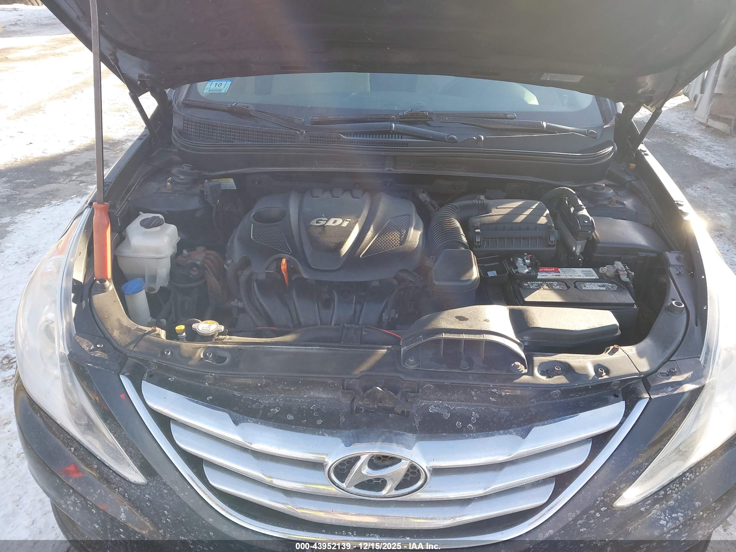 HYUNDAI SONATA image 10