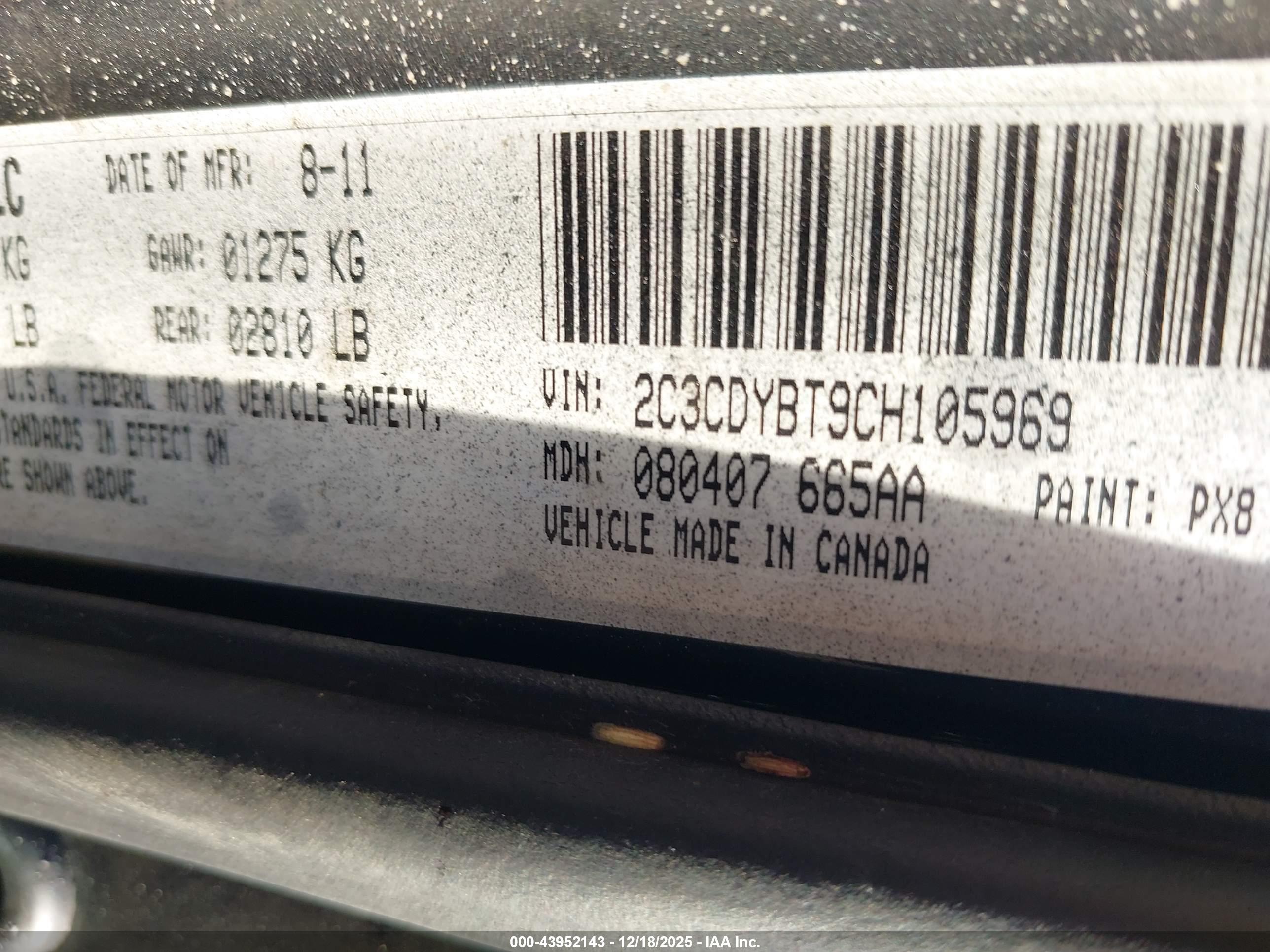 DODGE CHALLENGER image 9