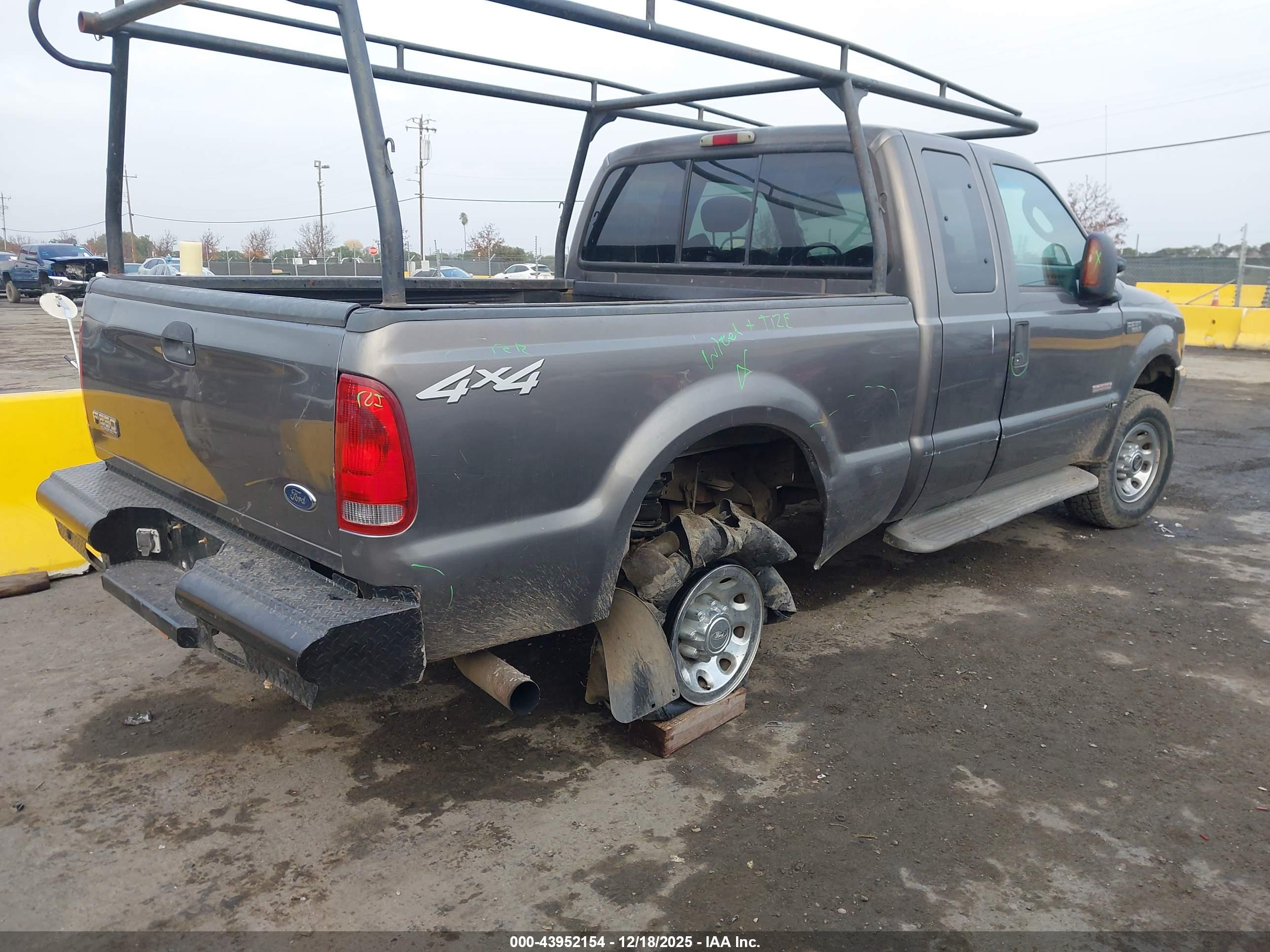 FORD F-250 image 4
