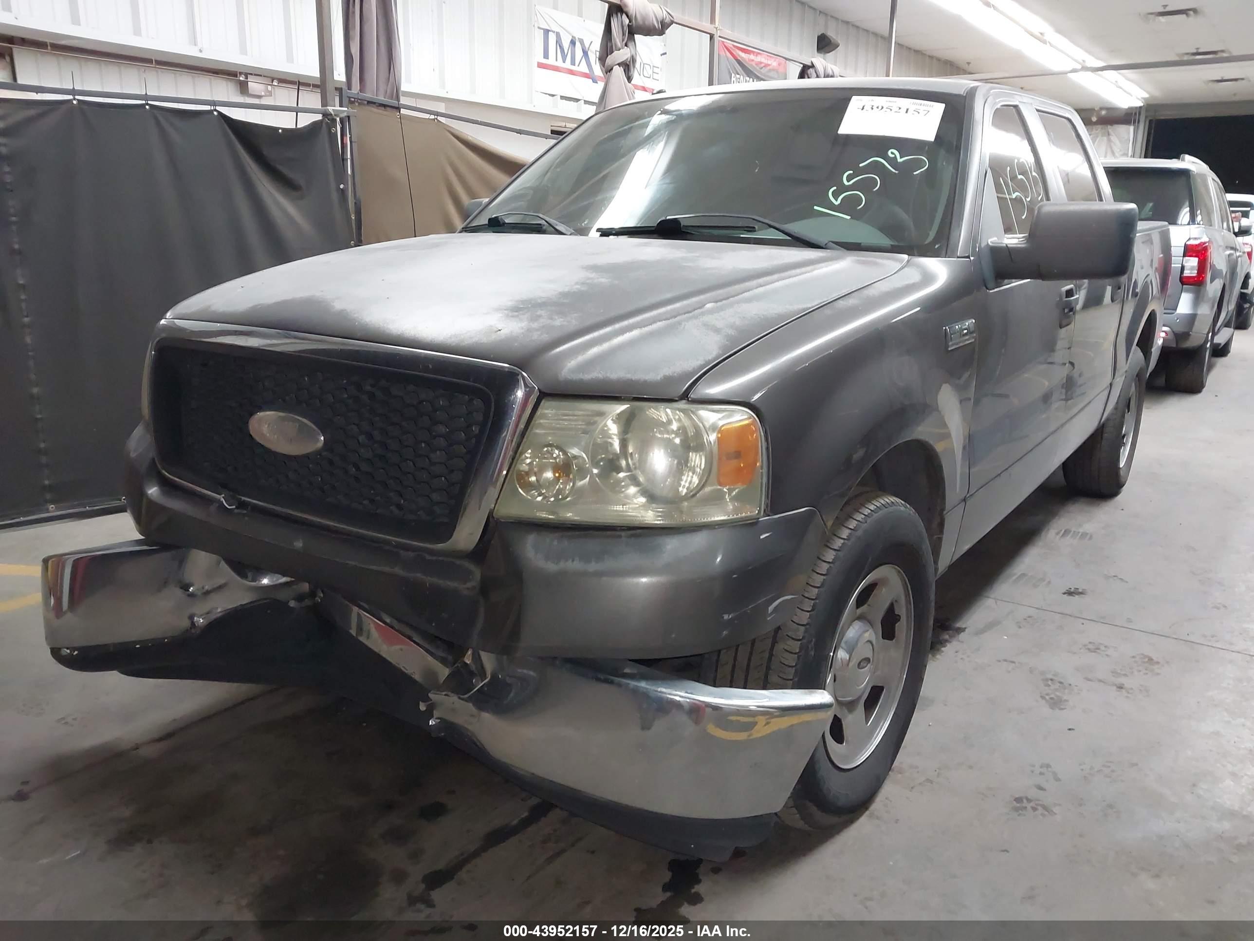 FORD F-150 image 2