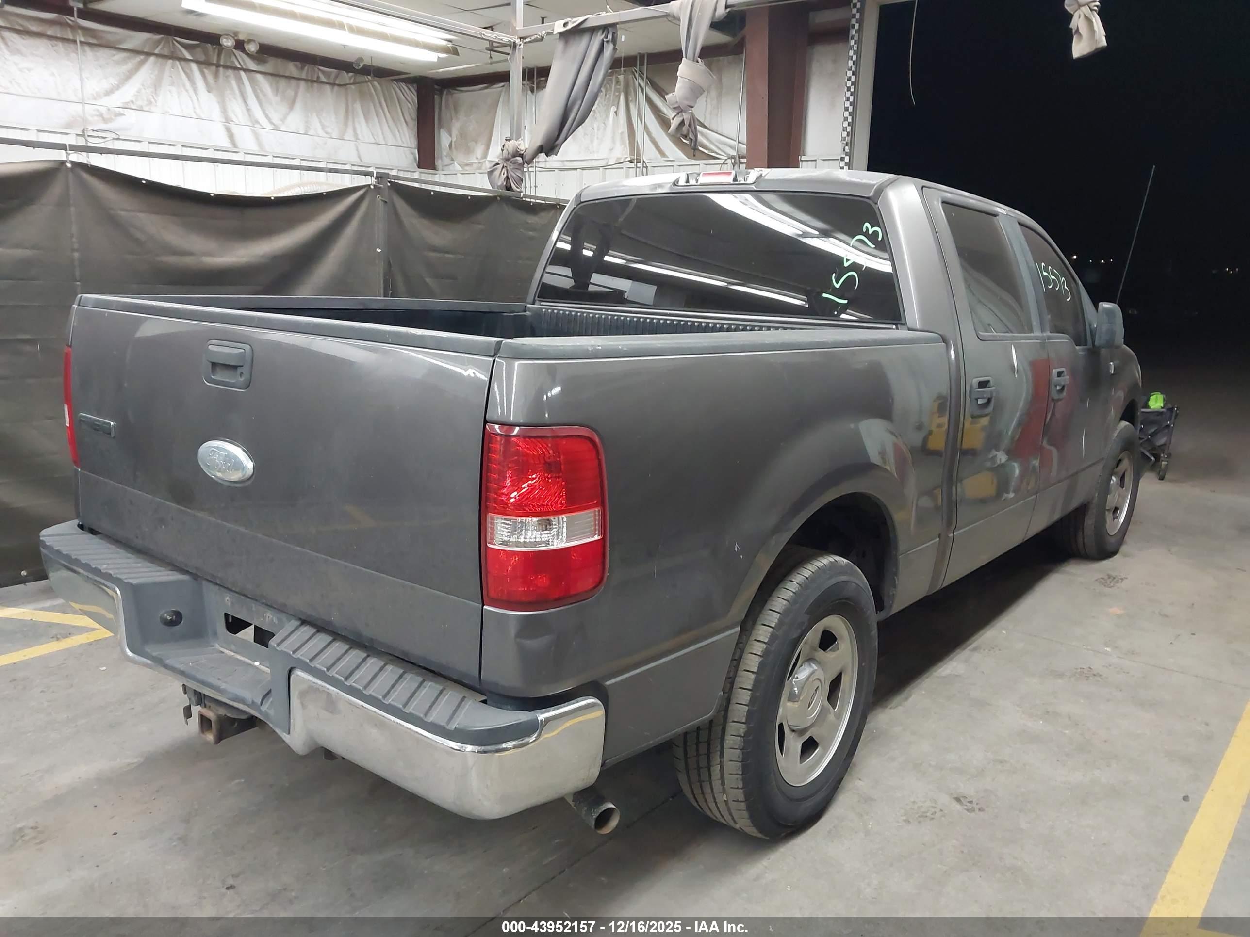FORD F-150 image 4