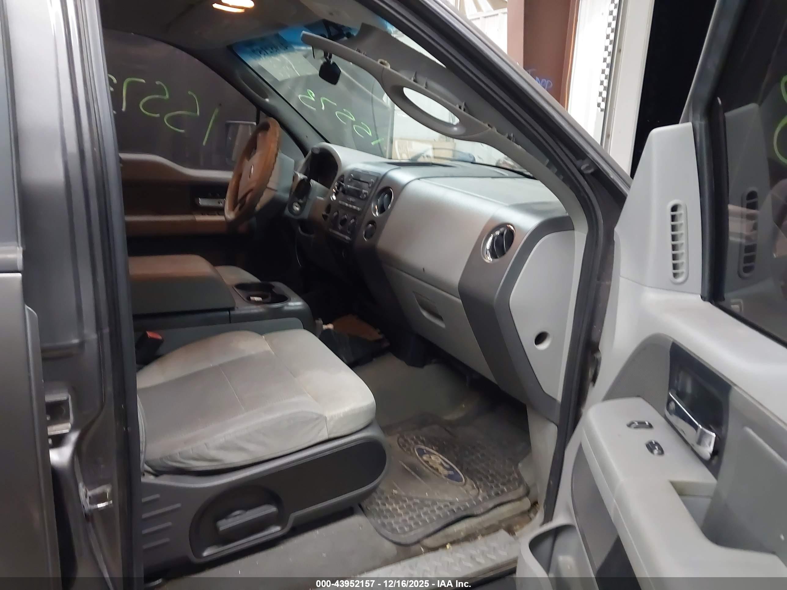 FORD F-150 image 5