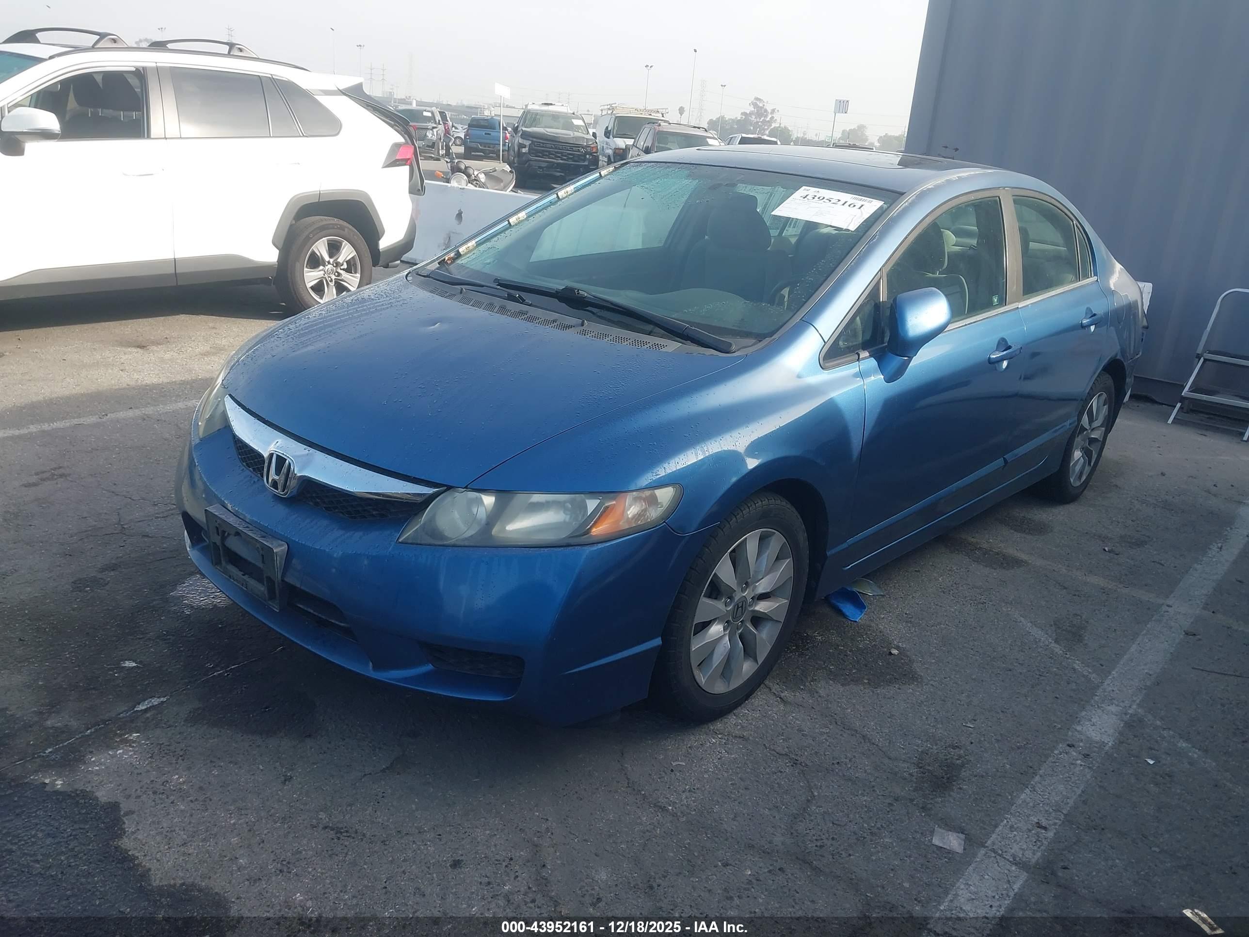 HONDA CIVIC image 2
