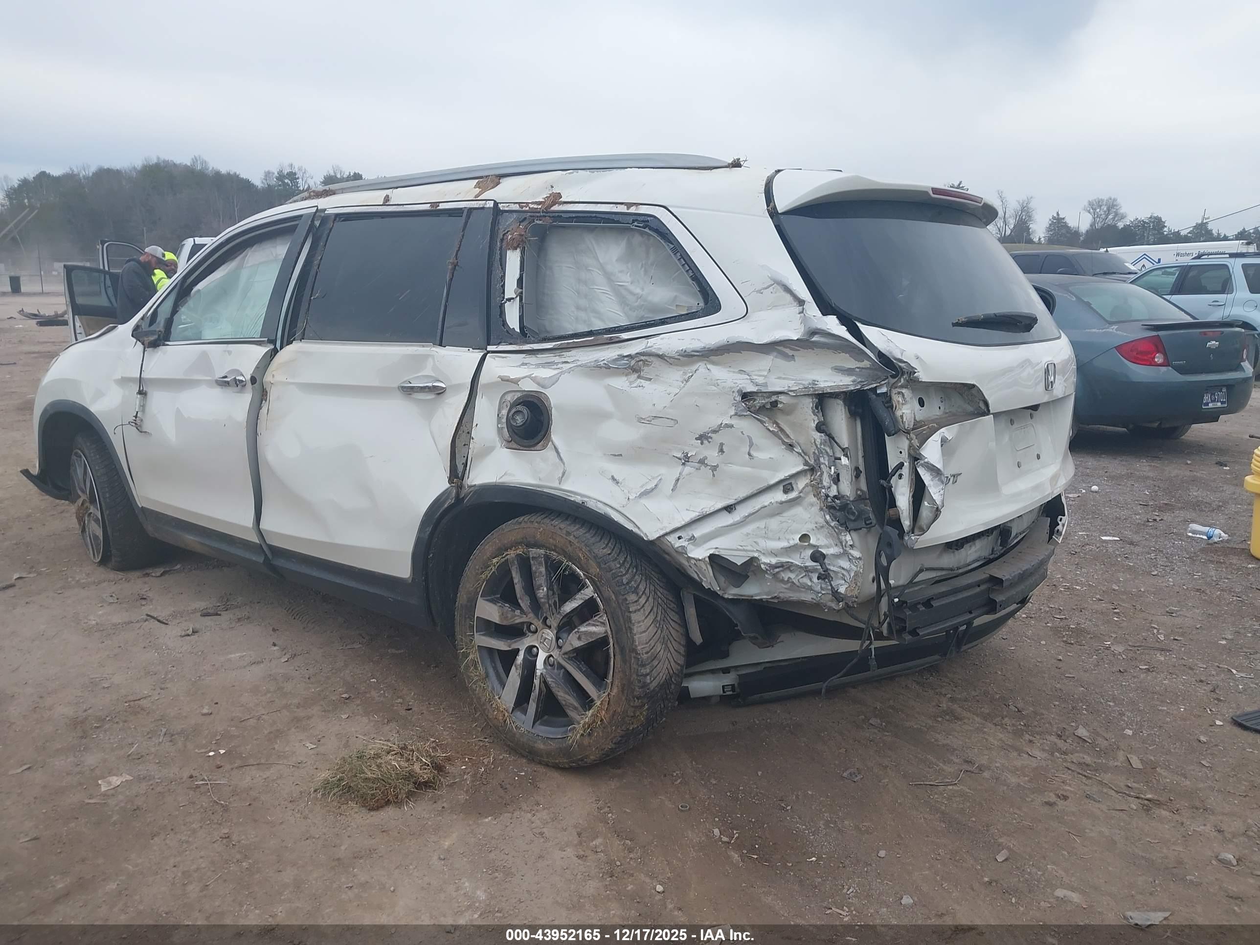 HONDA PILOT image 6