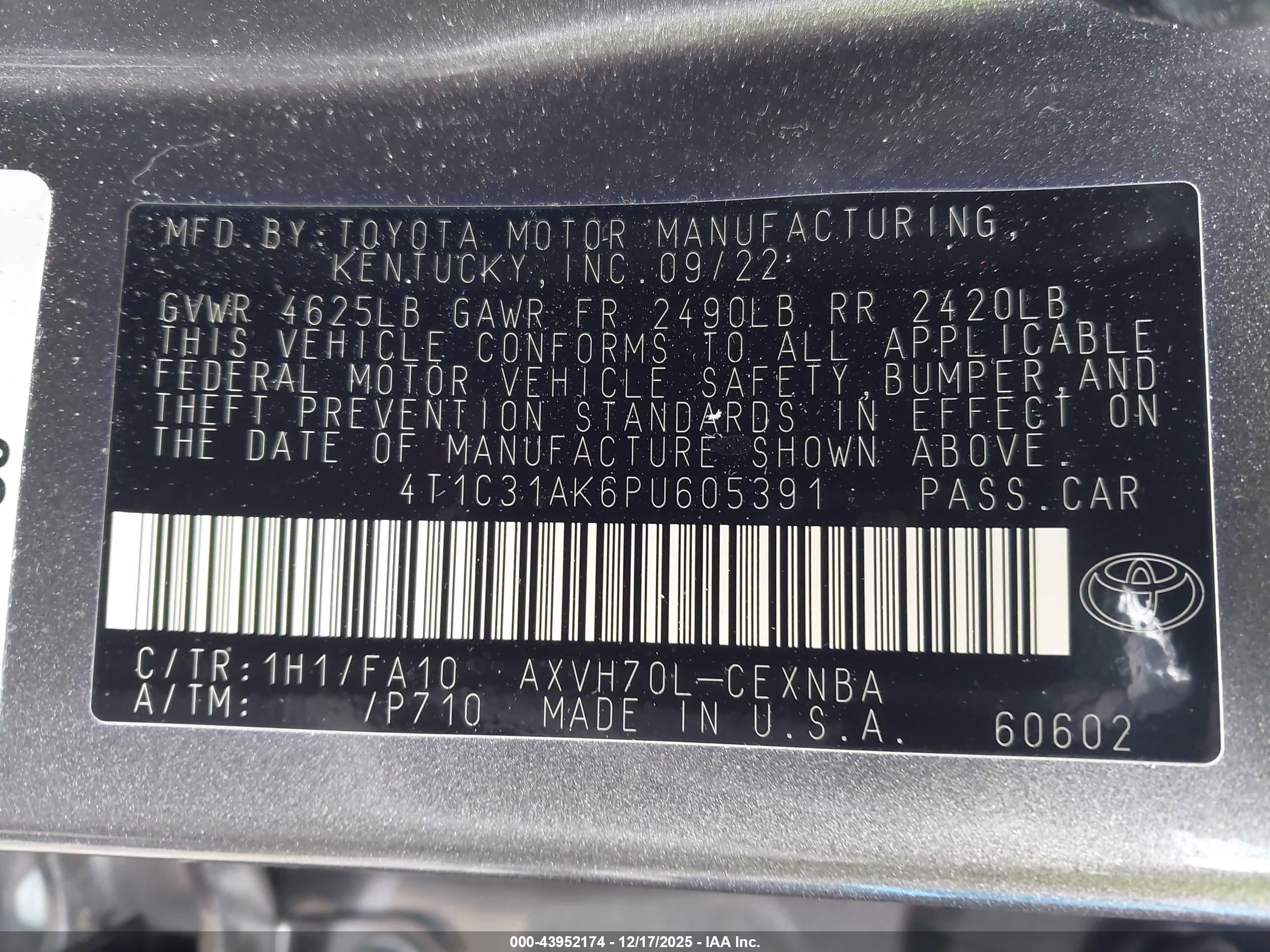 TOYOTA CAMRY image 9