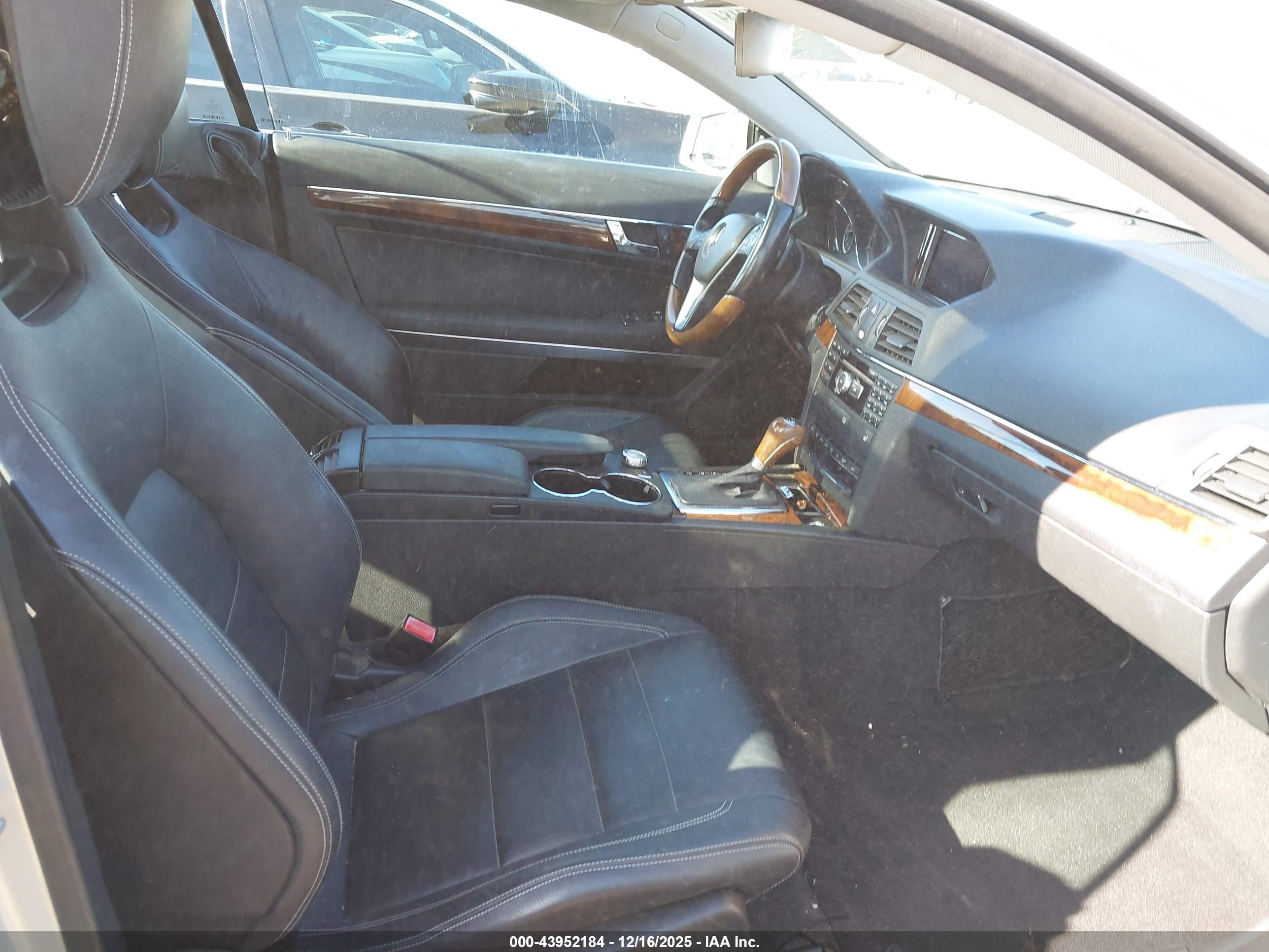 MERCEDES-BENZ E image 5