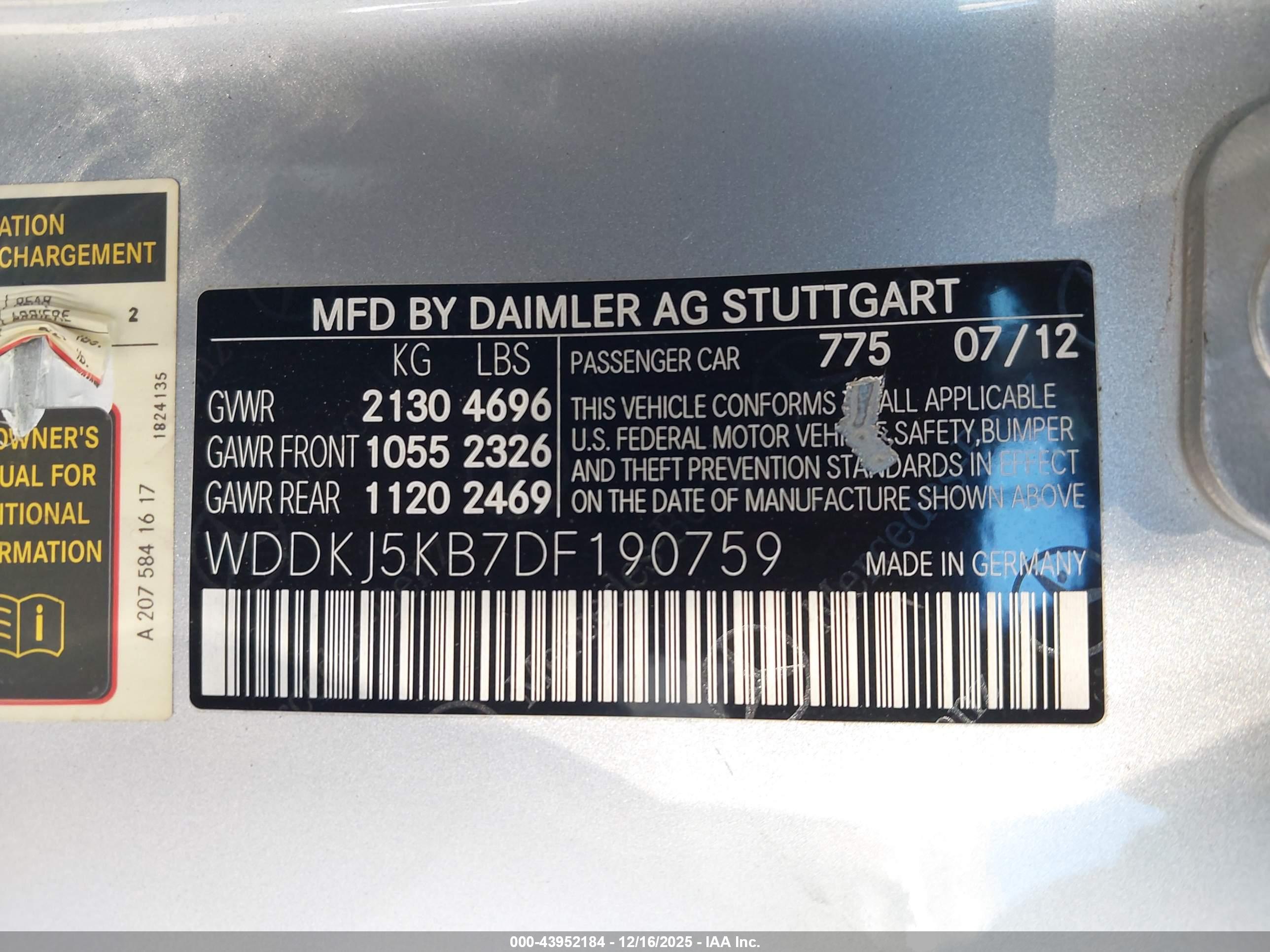 MERCEDES-BENZ E image 9
