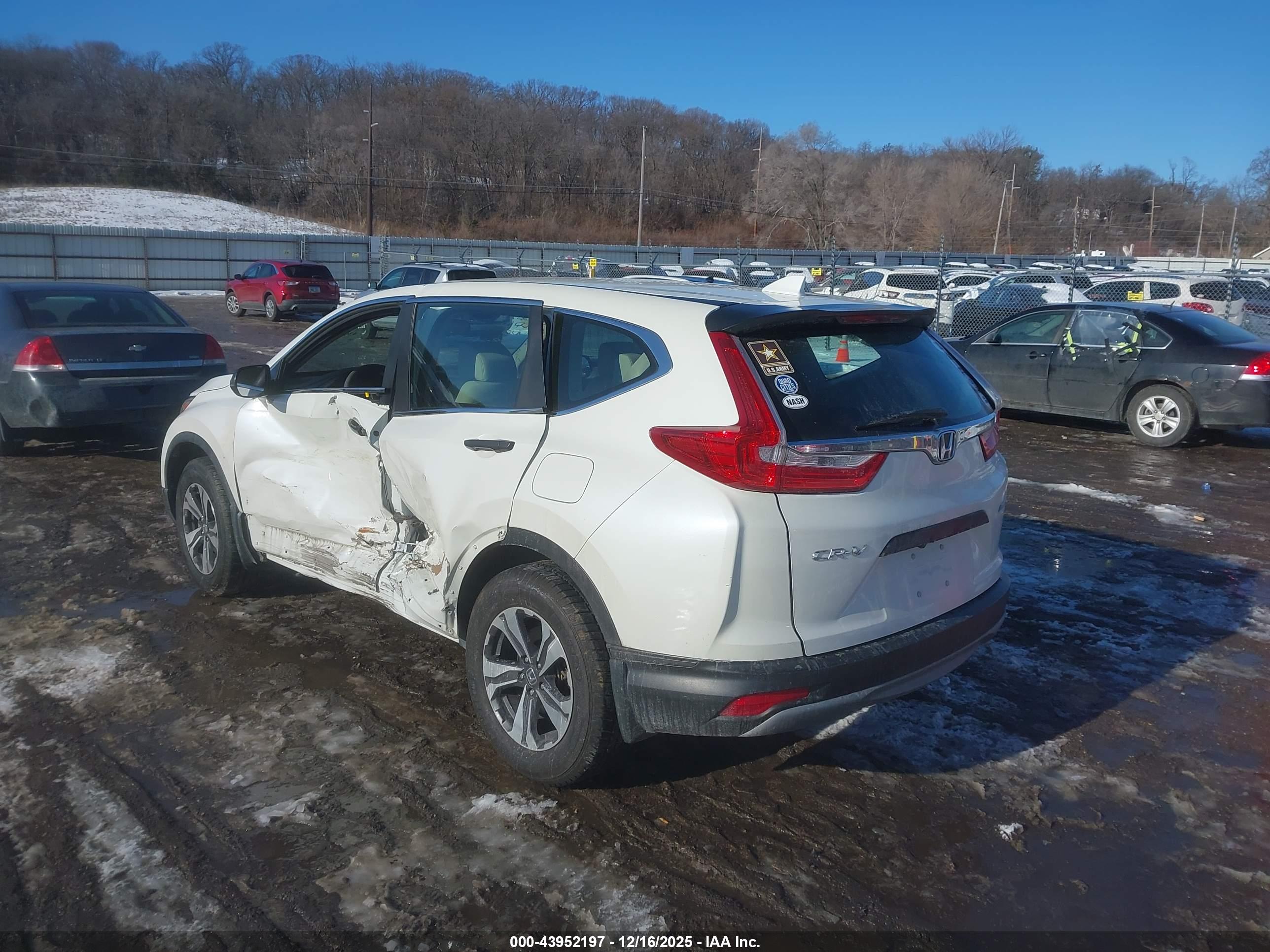 HONDA CR-V image 3