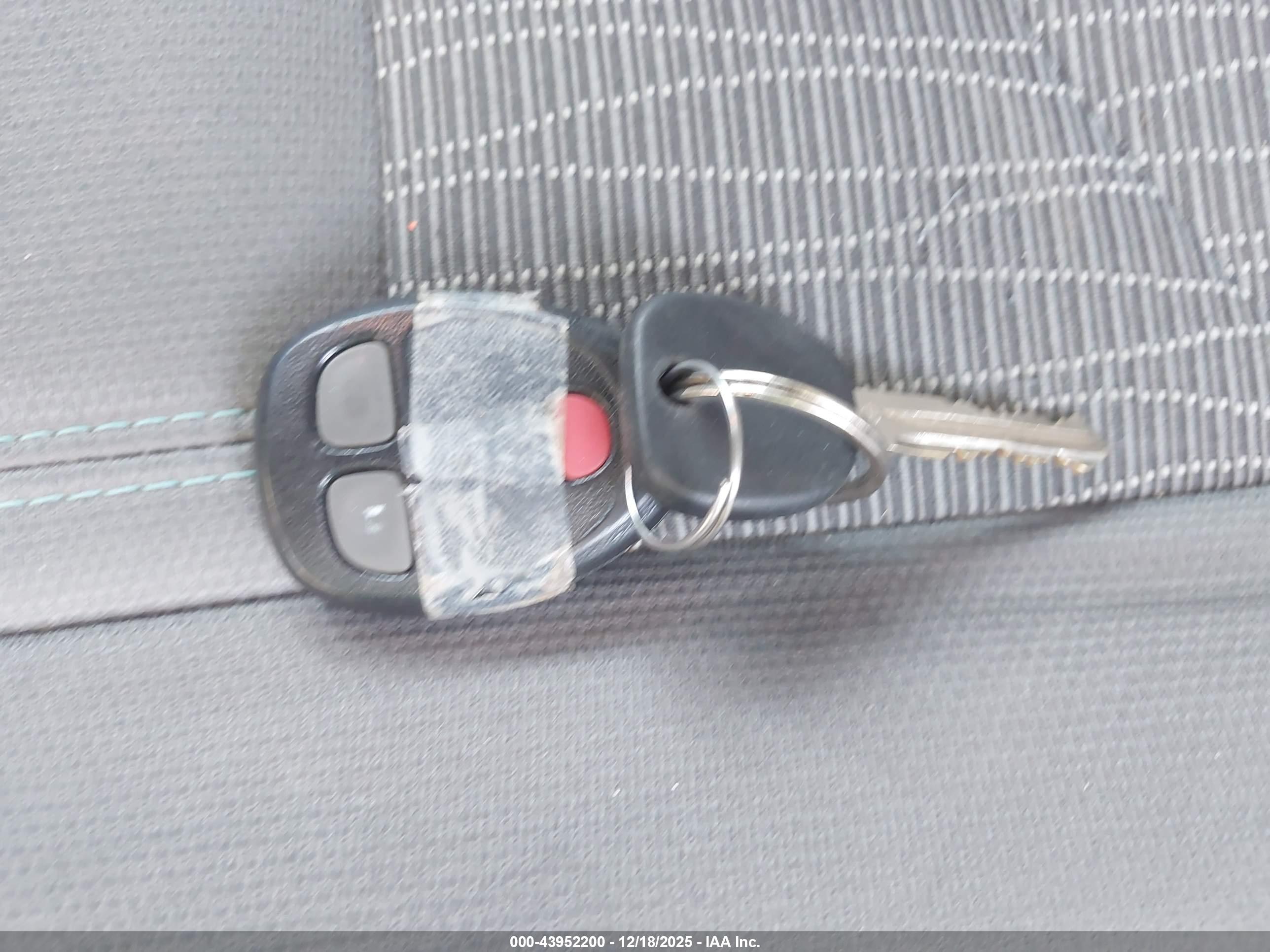 CHEVROLET TRAVERSE image 11