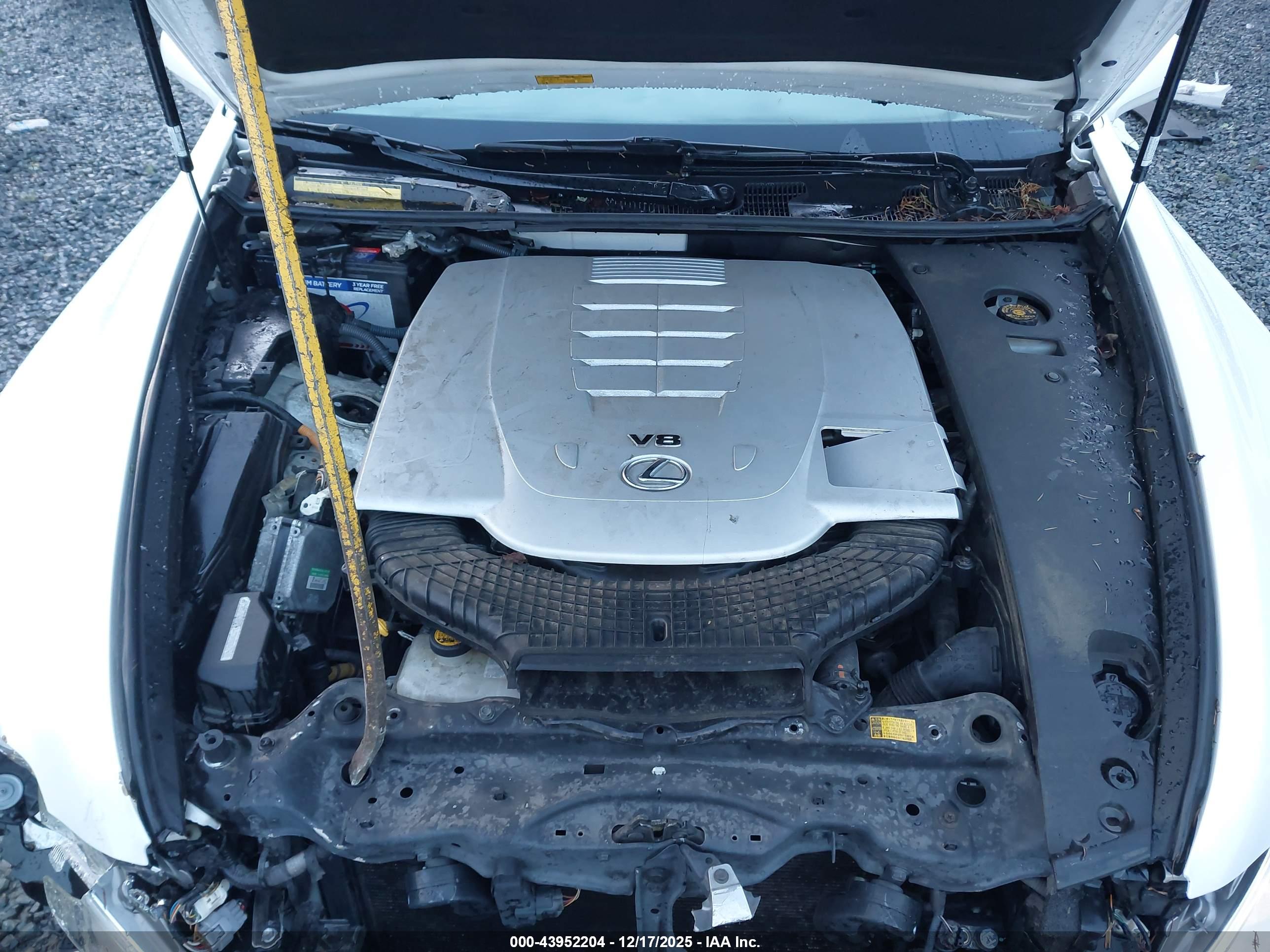 LEXUS LS image 10