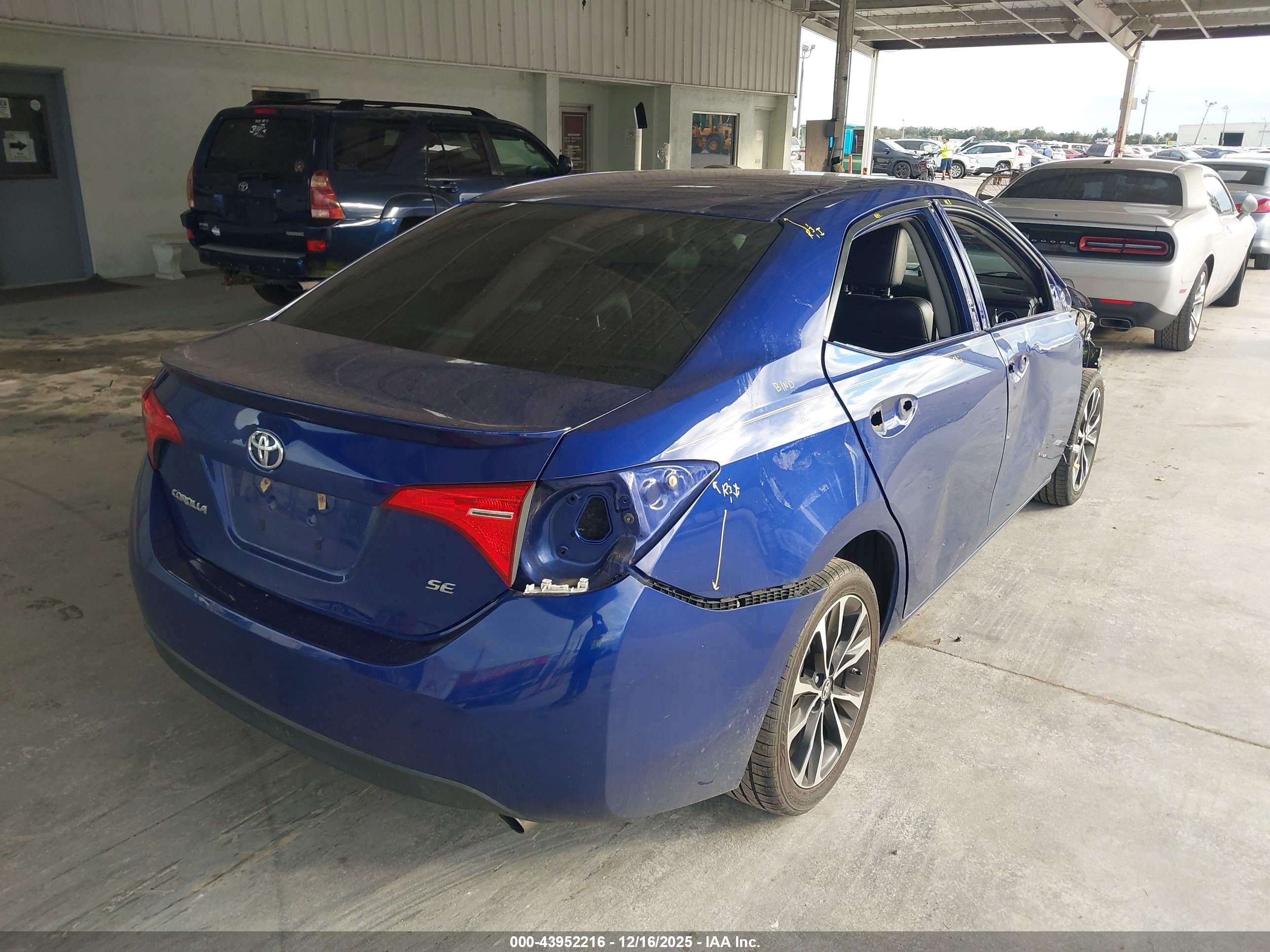 TOYOTA COROLLA image 4