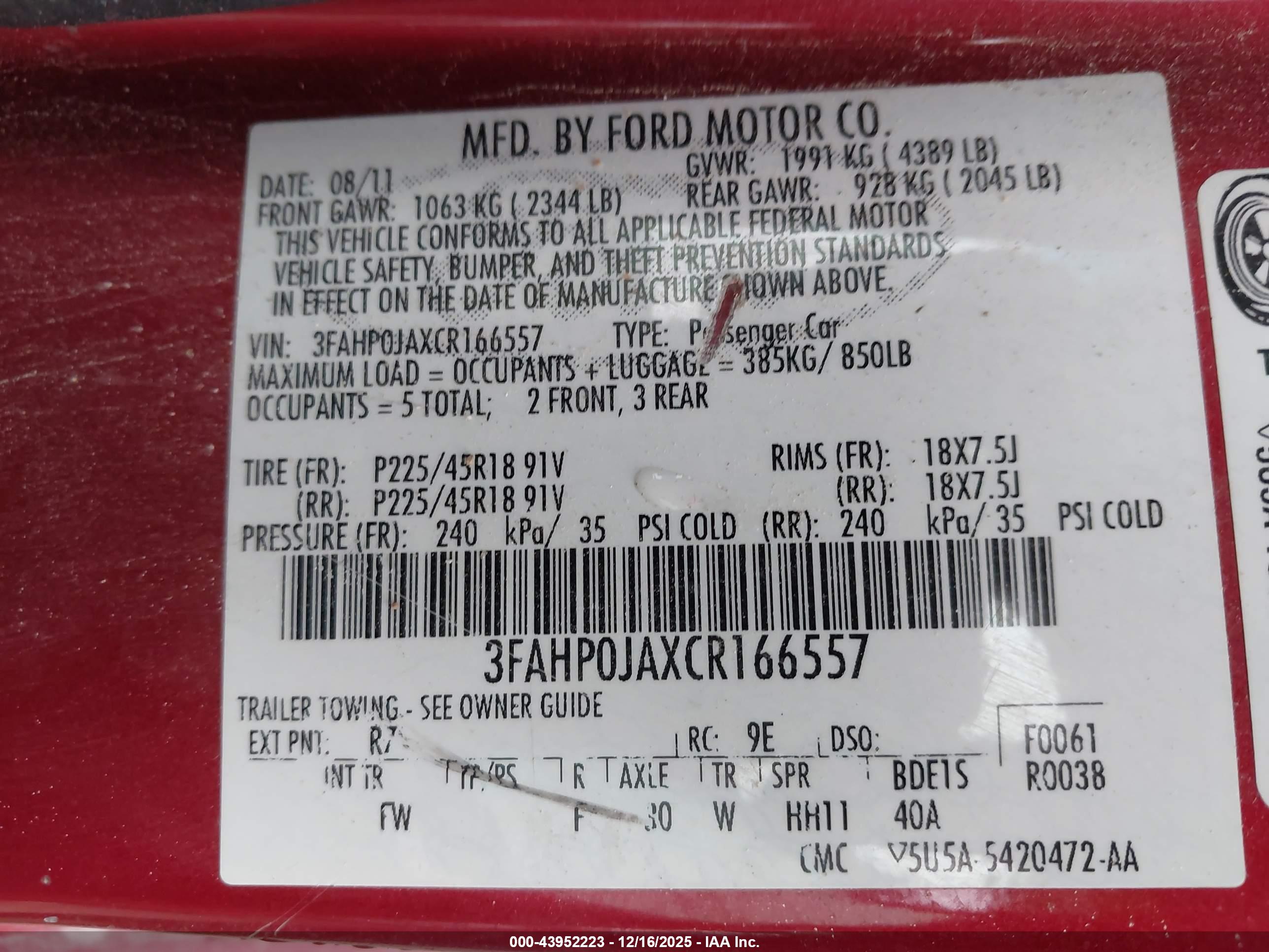 FORD FUSION image 9