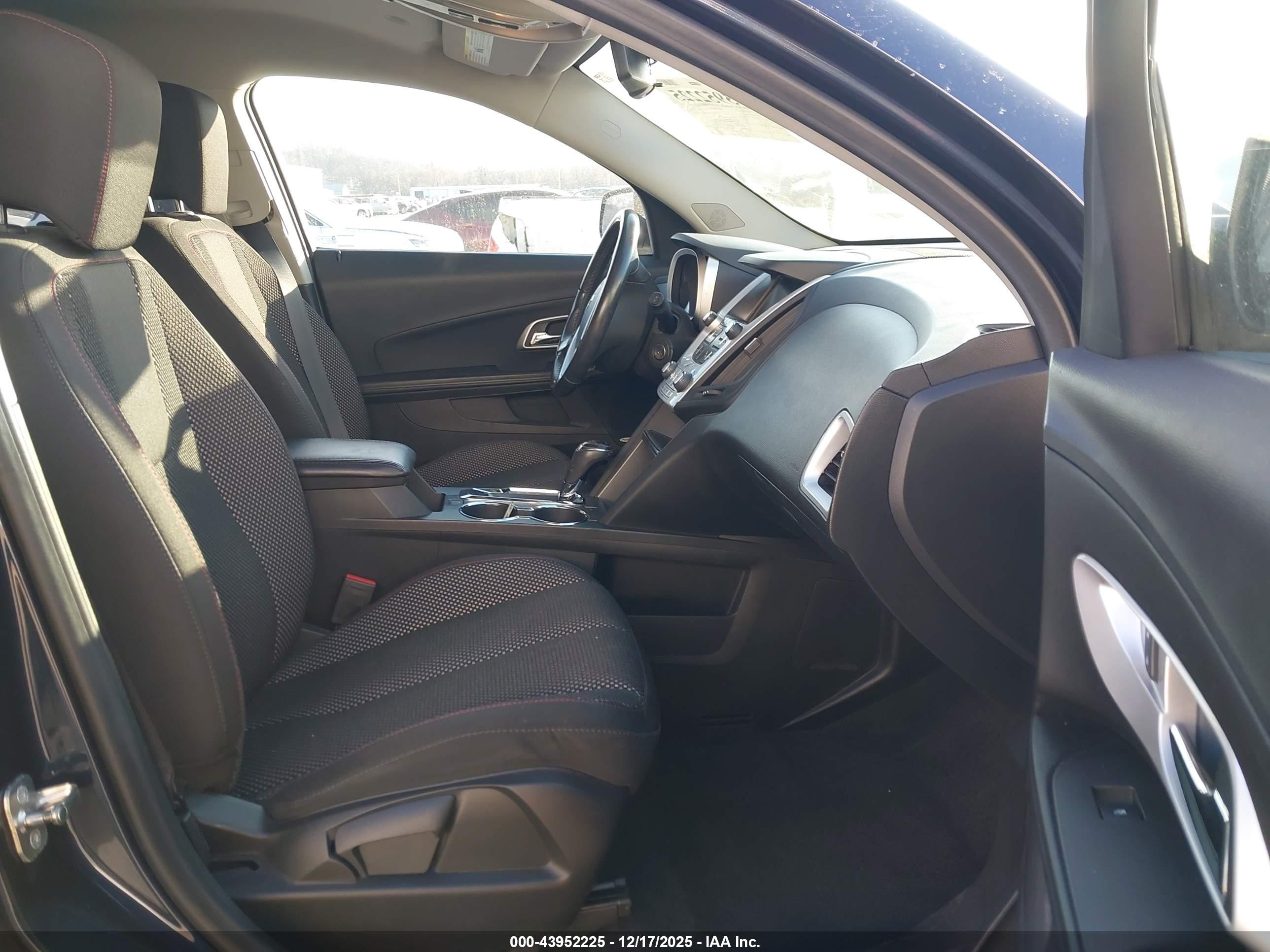 CHEVROLET EQUINOX image 5