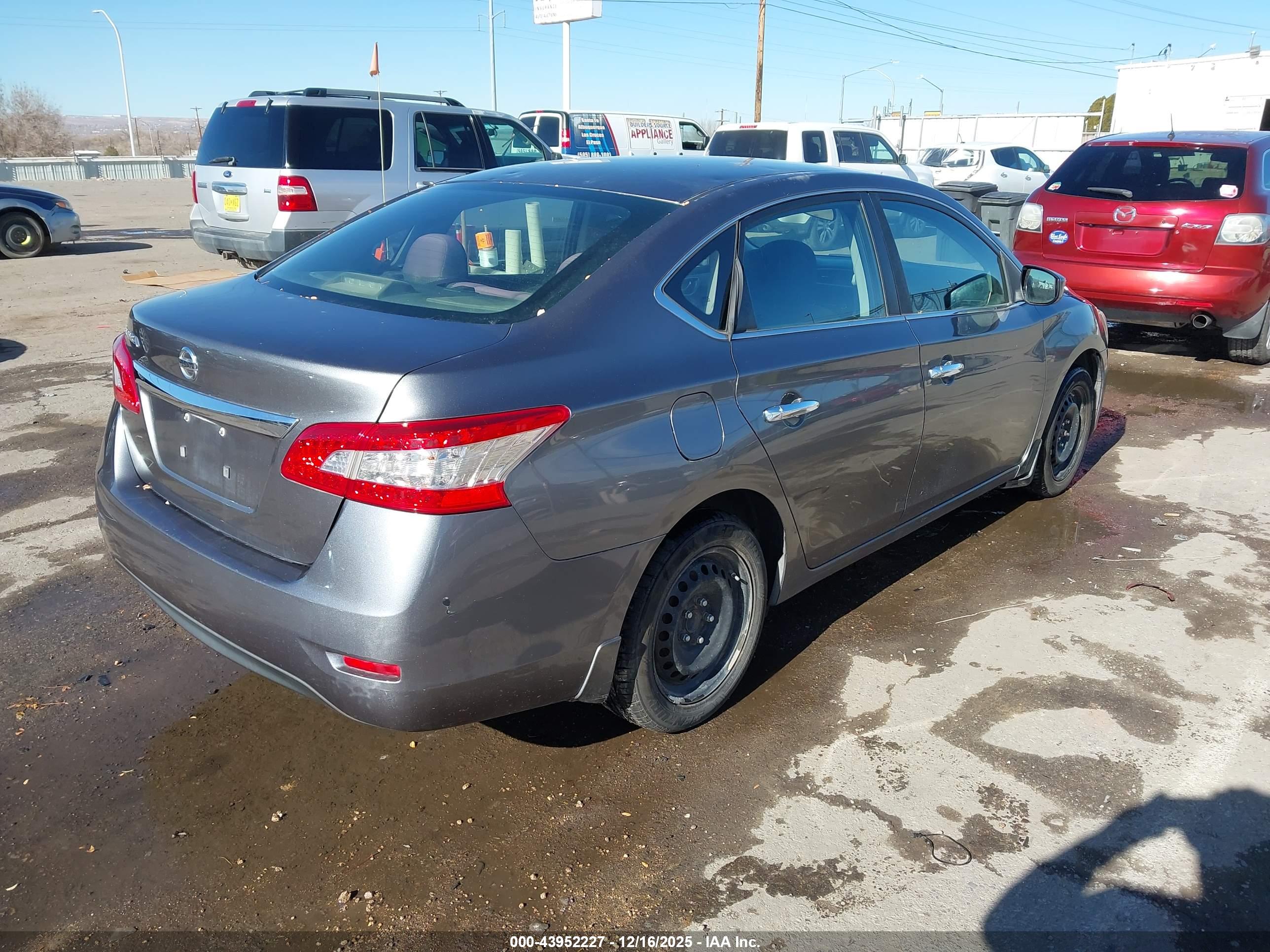 NISSAN SENTRA image 4