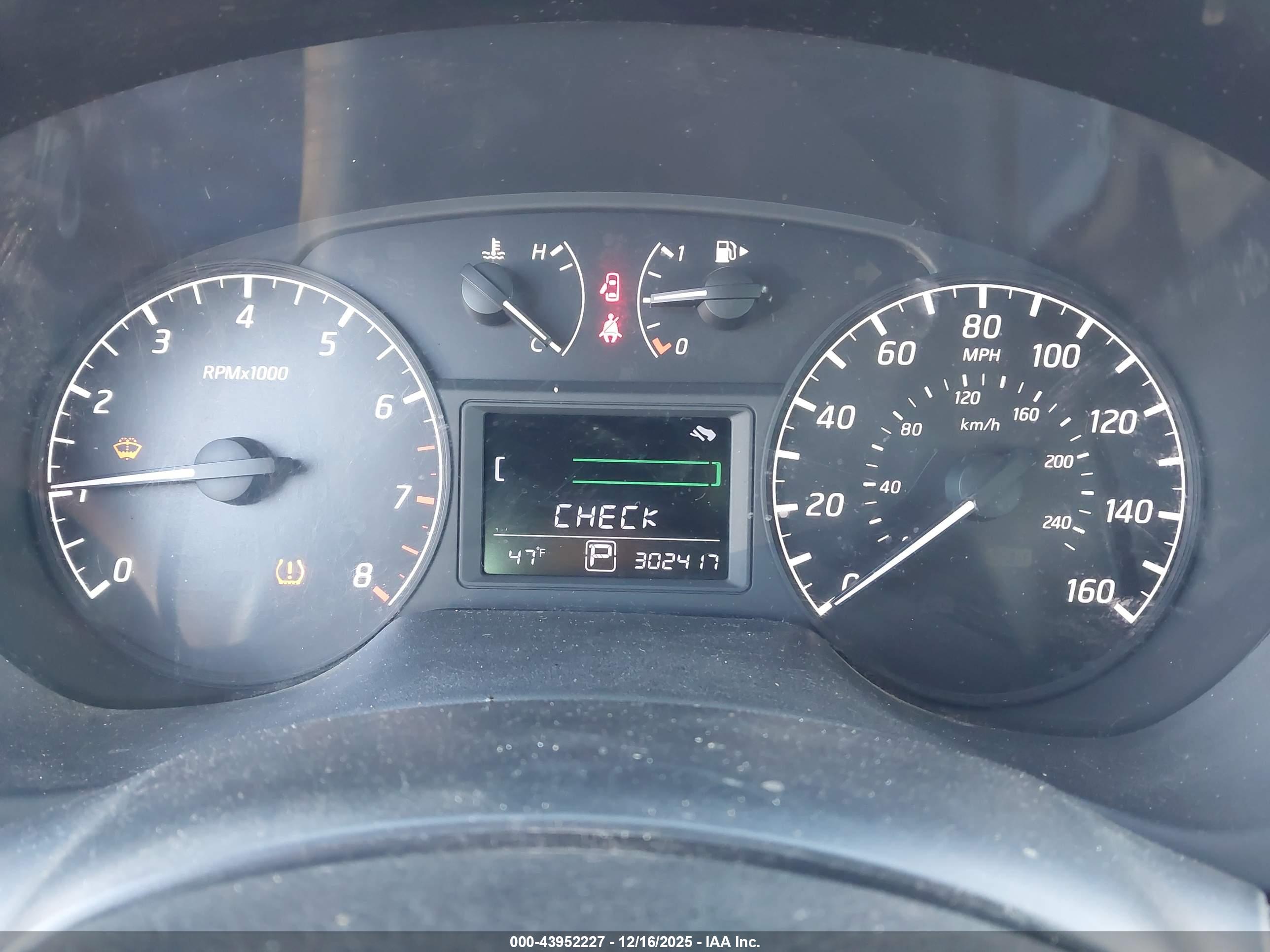 NISSAN SENTRA image 7