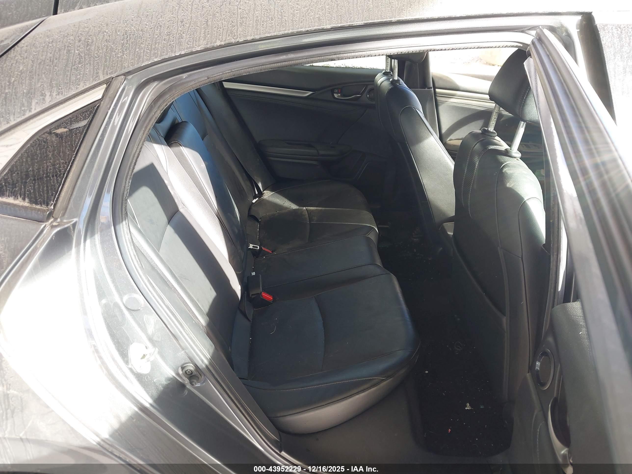 HONDA CIVIC image 8