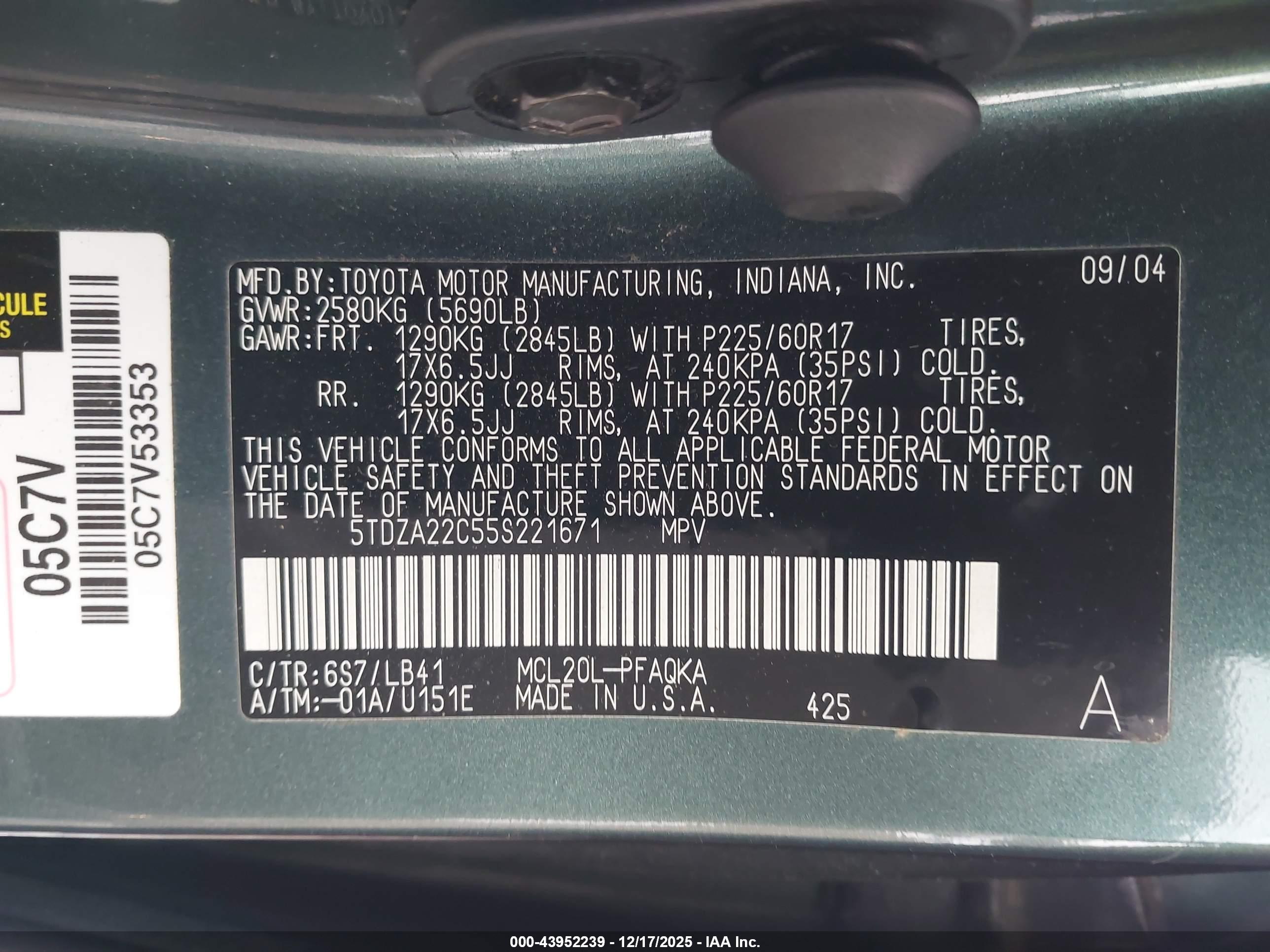 TOYOTA SIENNA image 9