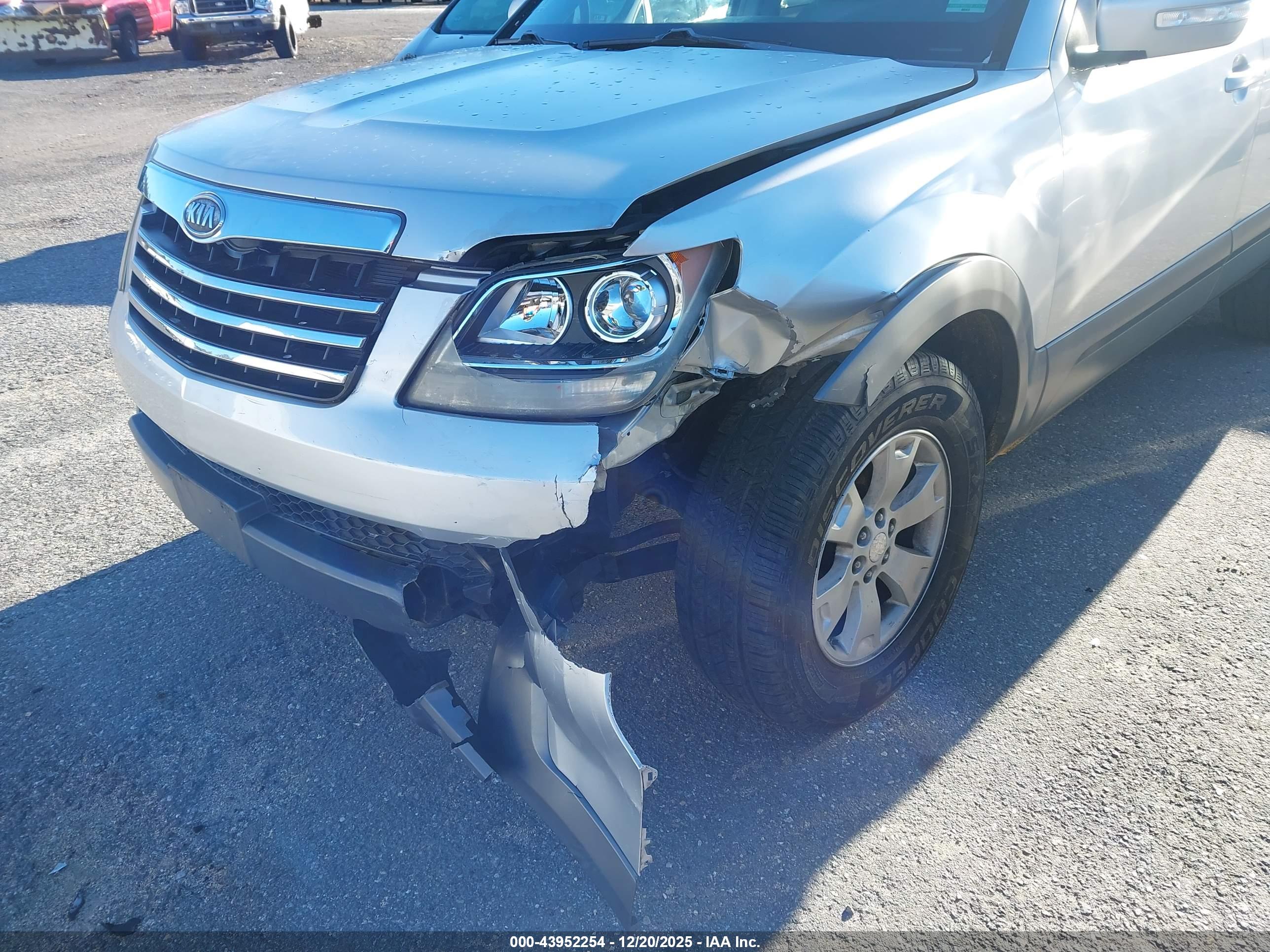 KIA BORREGO image 6