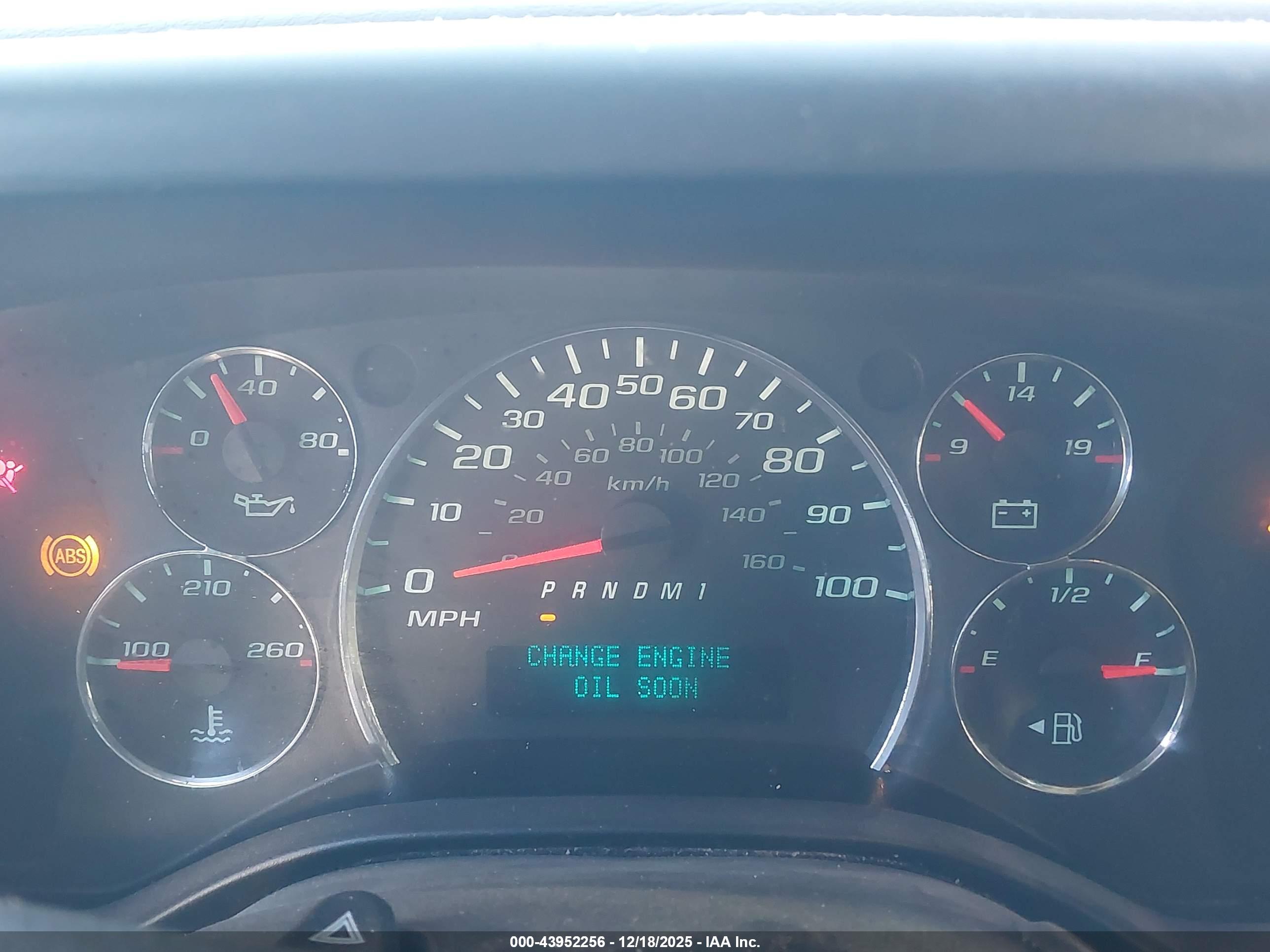 CHEVROLET EXPRESS image 7