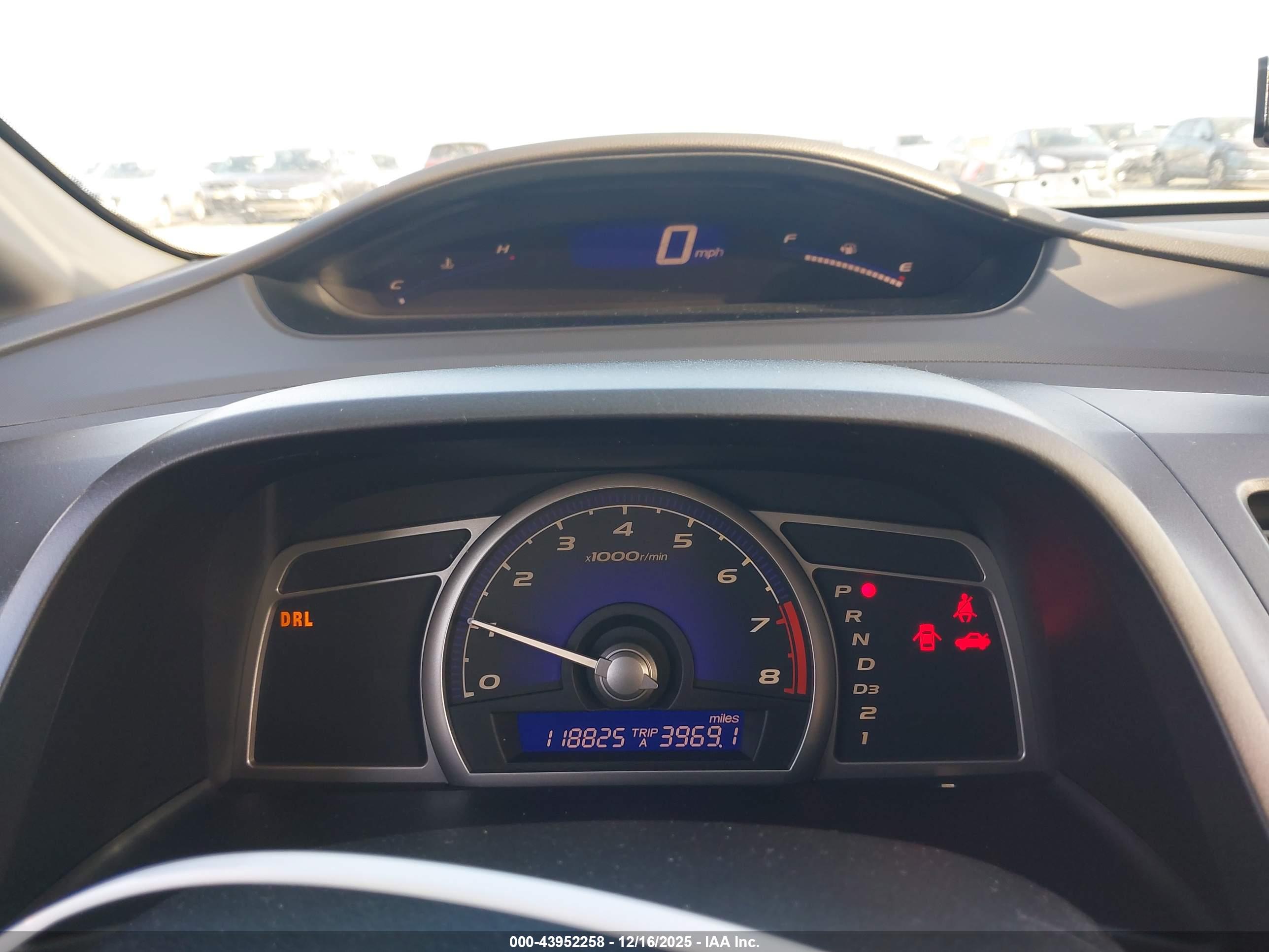 HONDA CIVIC image 7