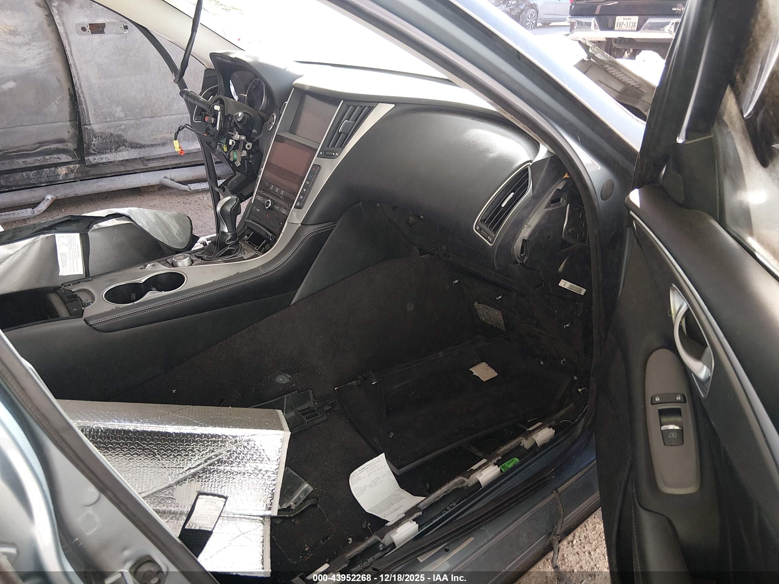 INFINITI Q50 image 5