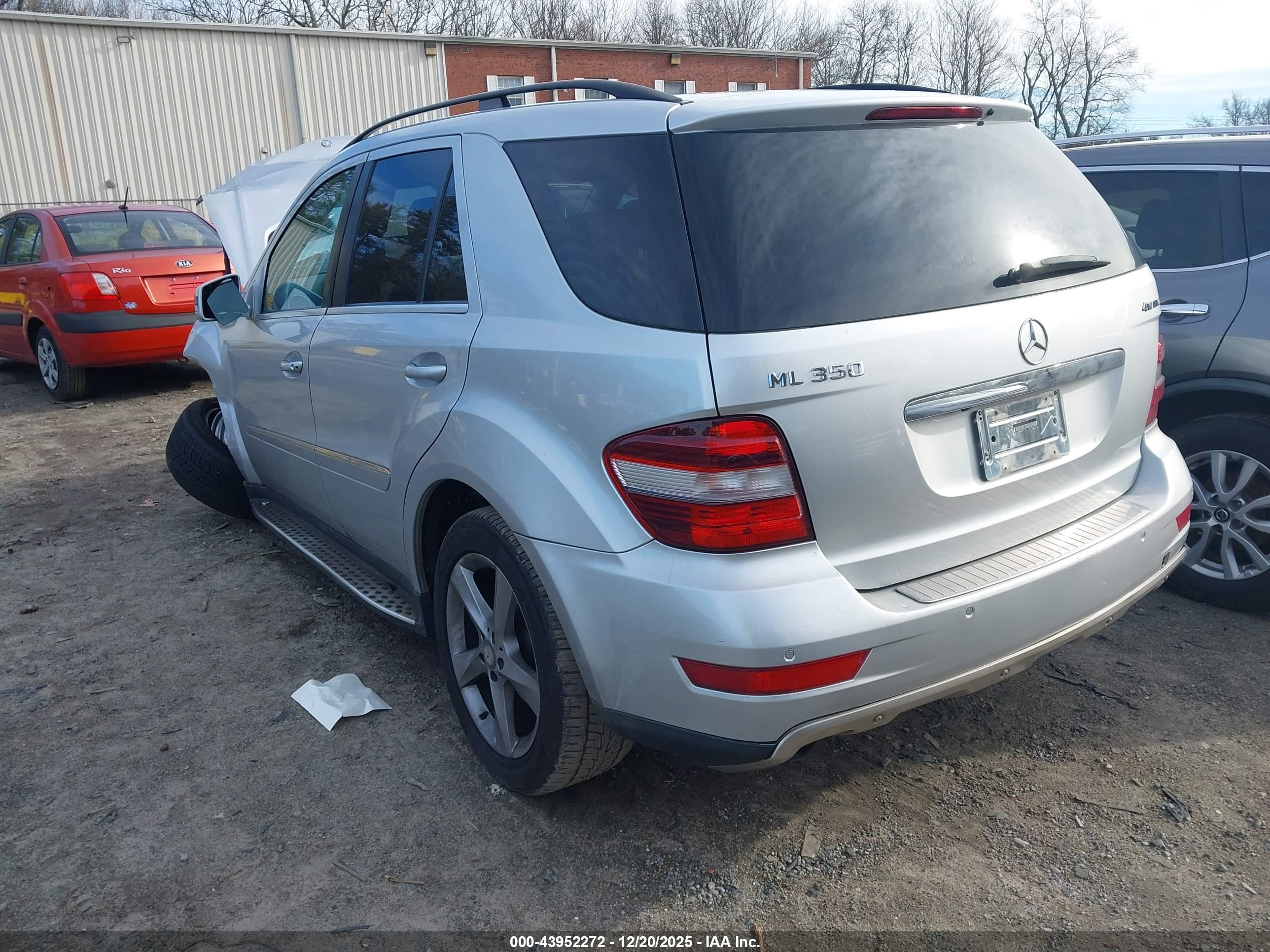 MERCEDES-BENZ ML image 3