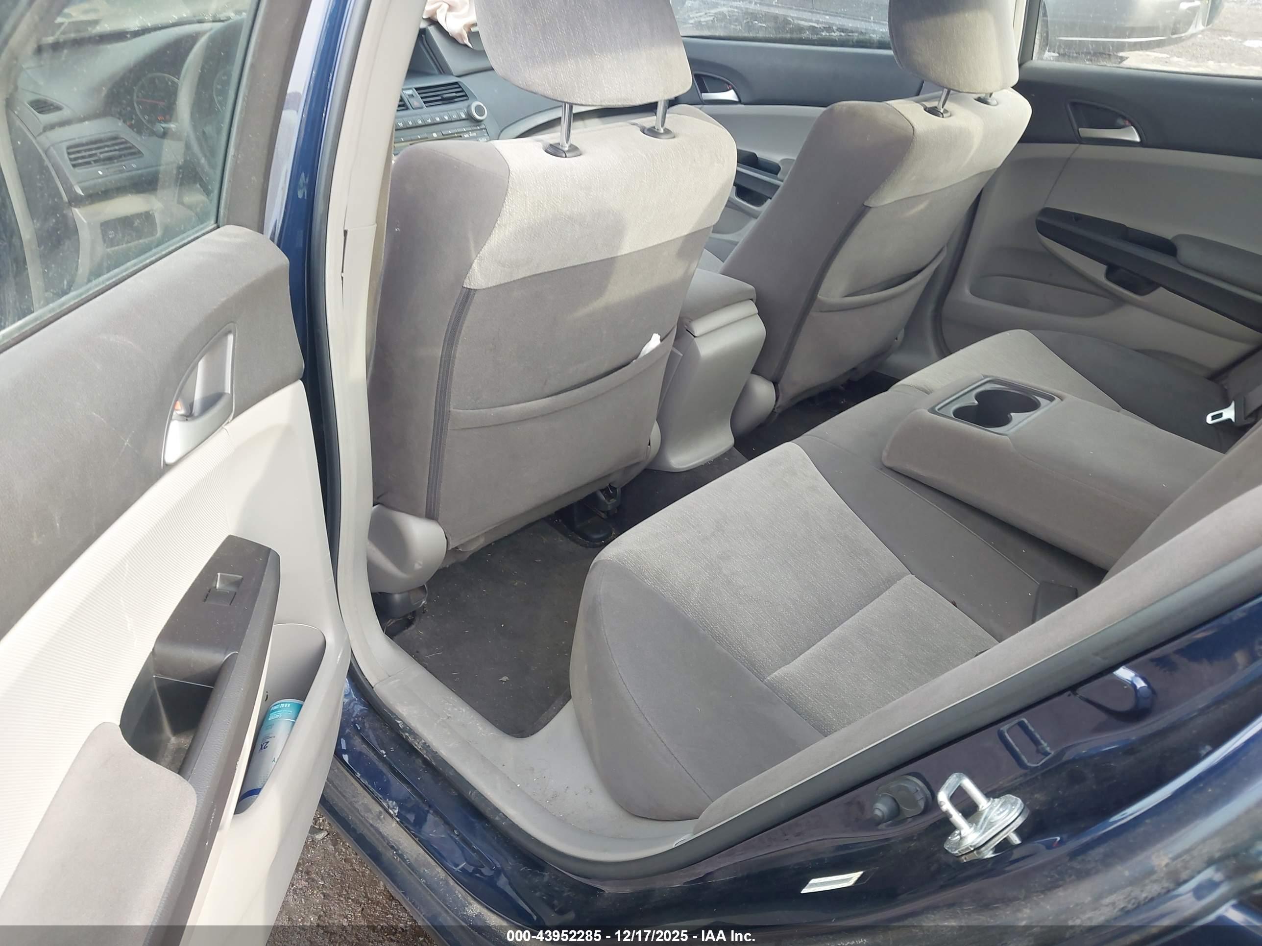 HONDA ACCORD image 8