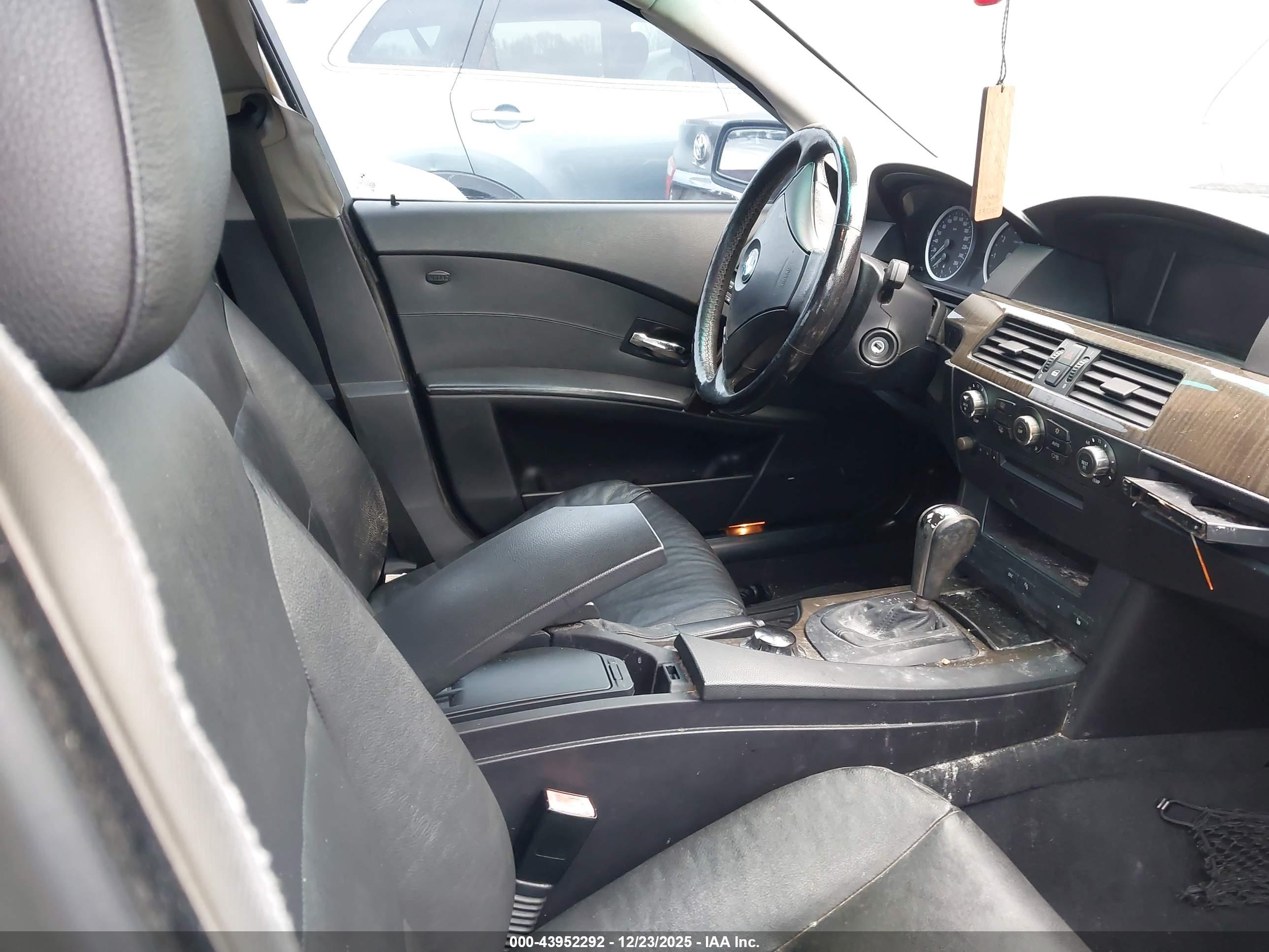 BMW 530I image 5