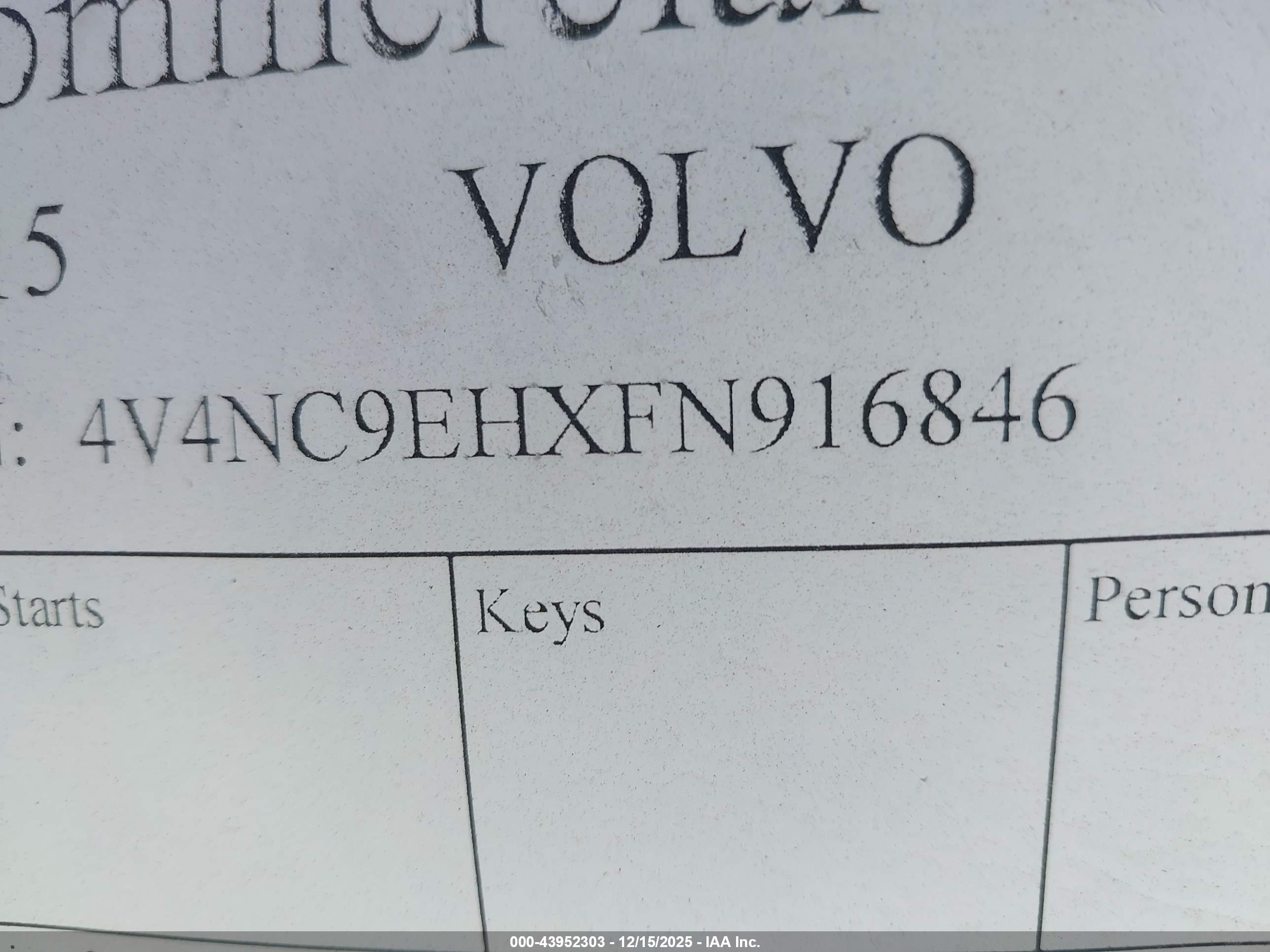 VOLVO VN image 9