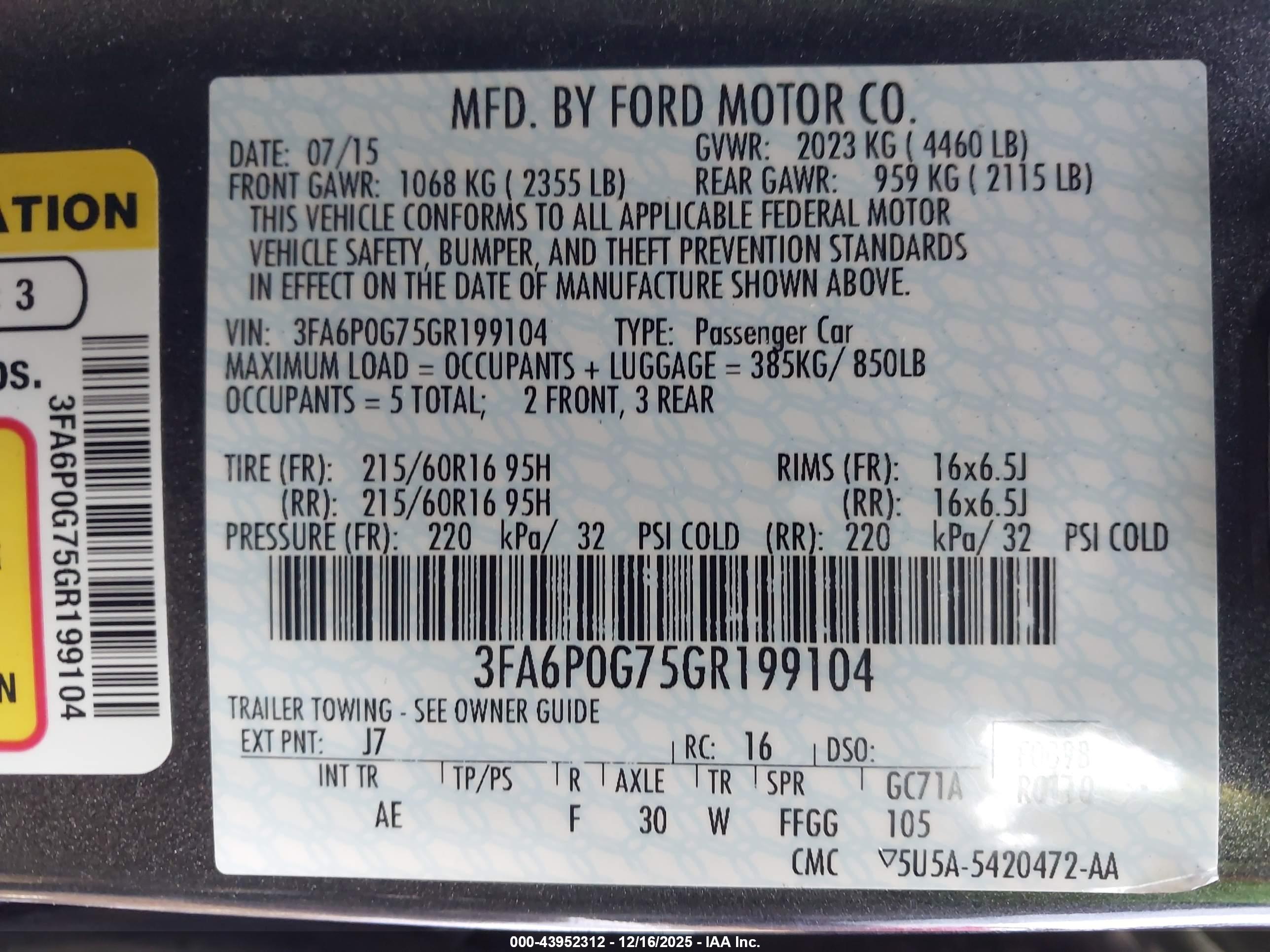 FORD FUSION image 9