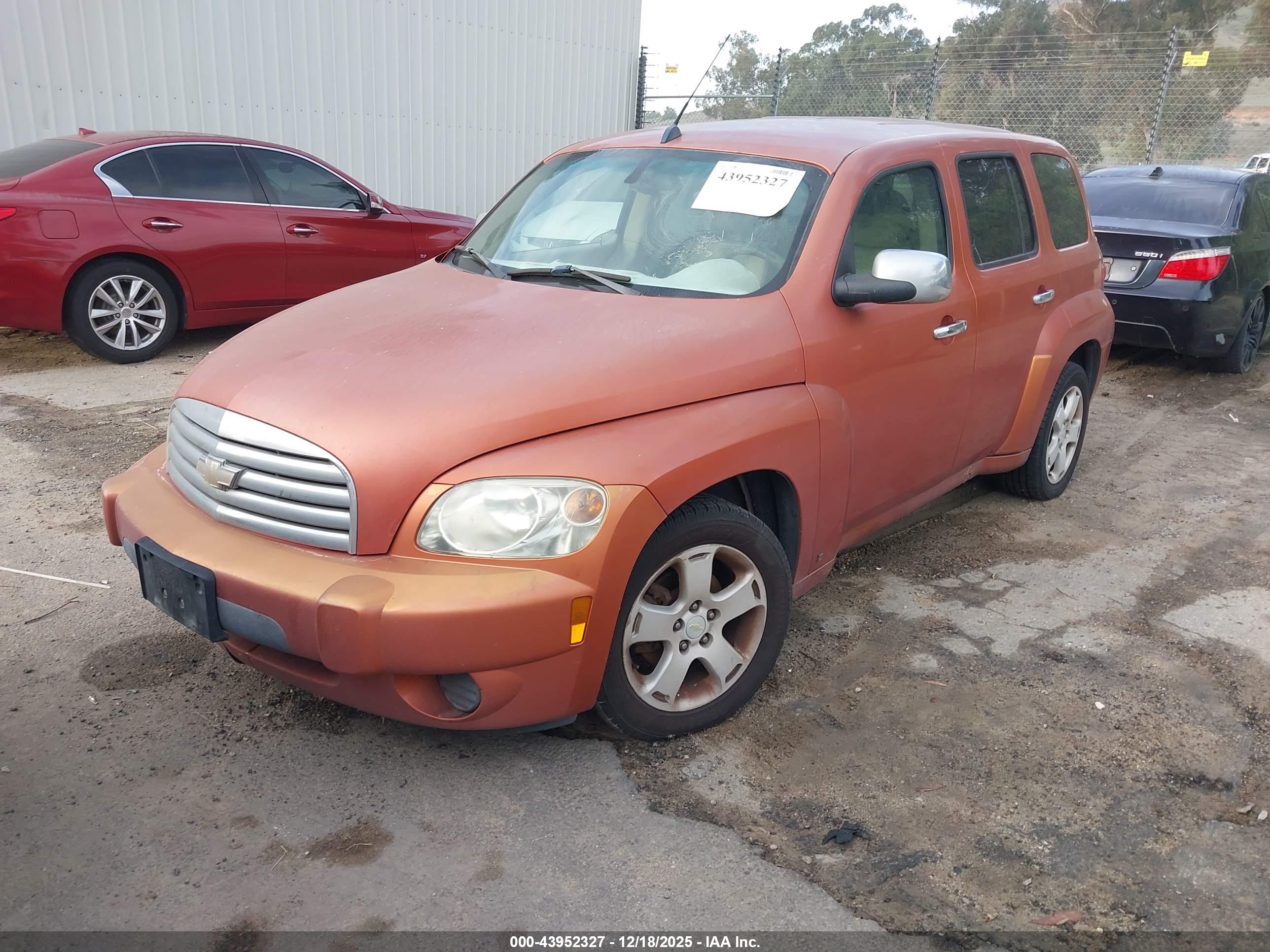 CHEVROLET HHR image 2