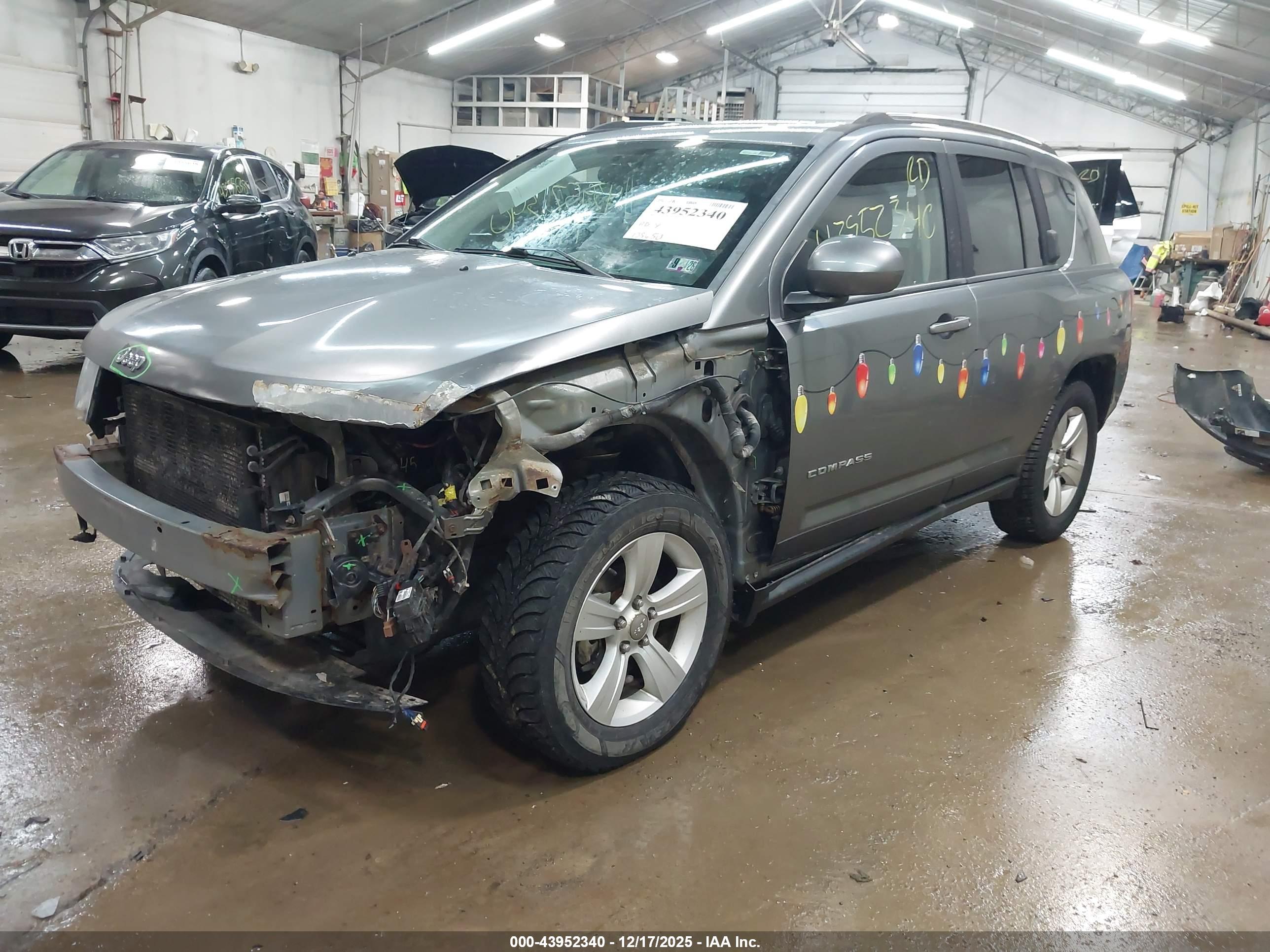 JEEP COMPASS image 2
