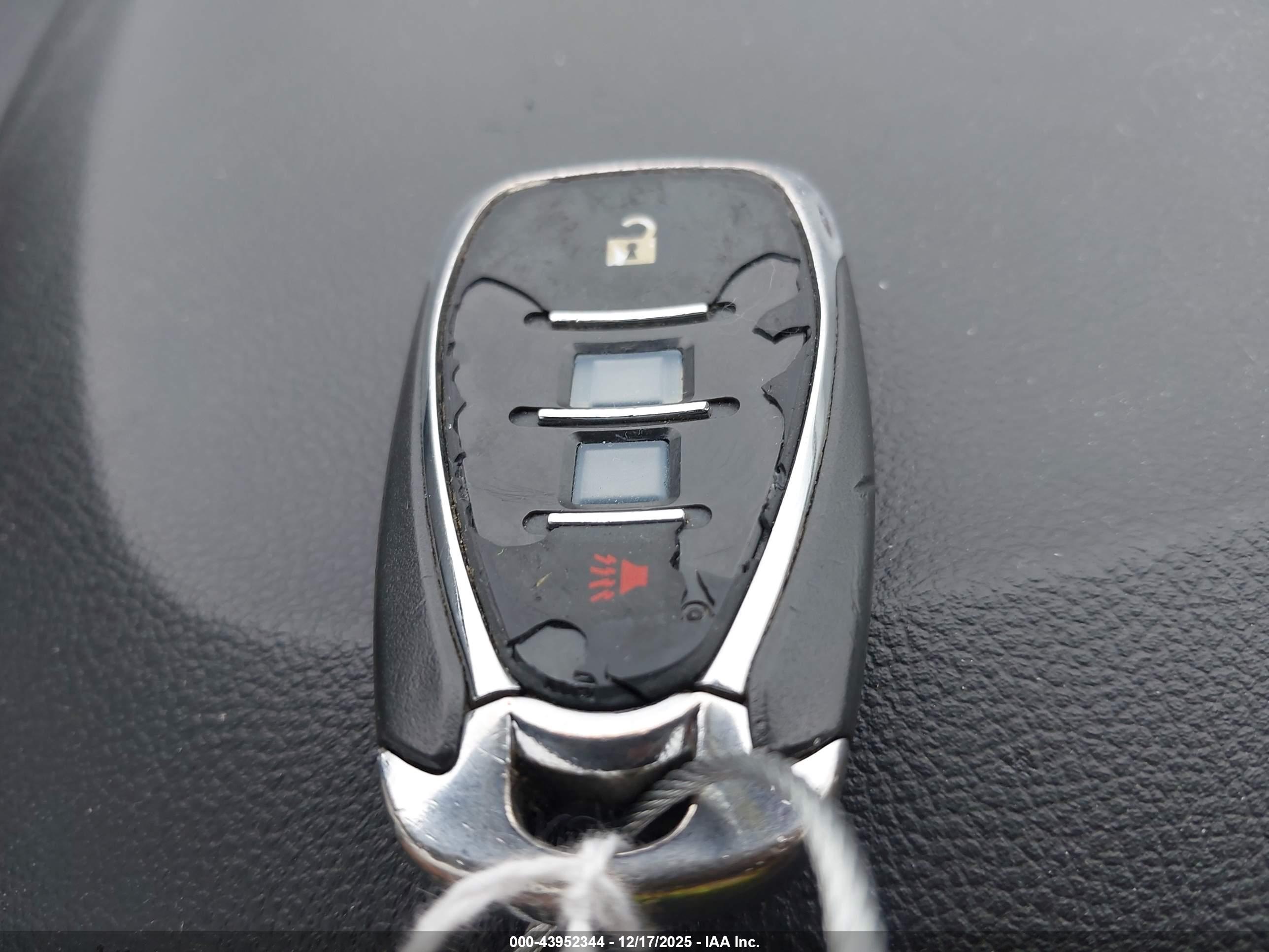 CHEVROLET TRAX image 11