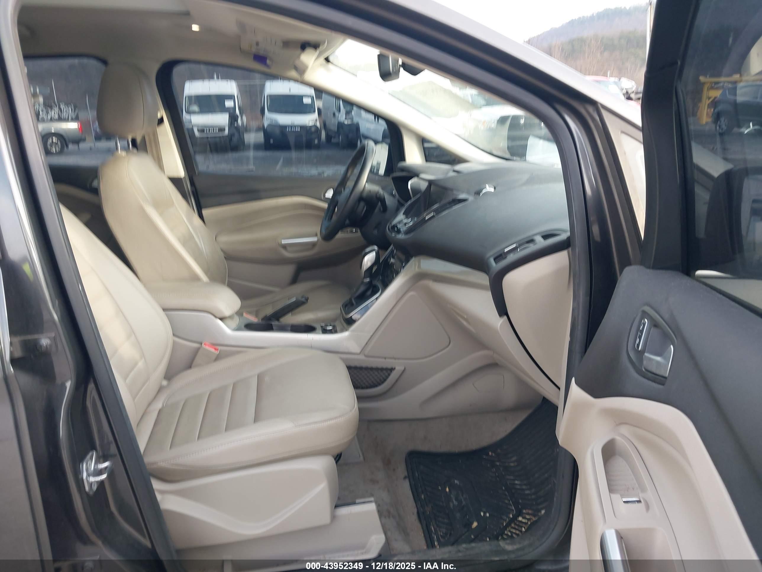 FORD C-MAX image 5