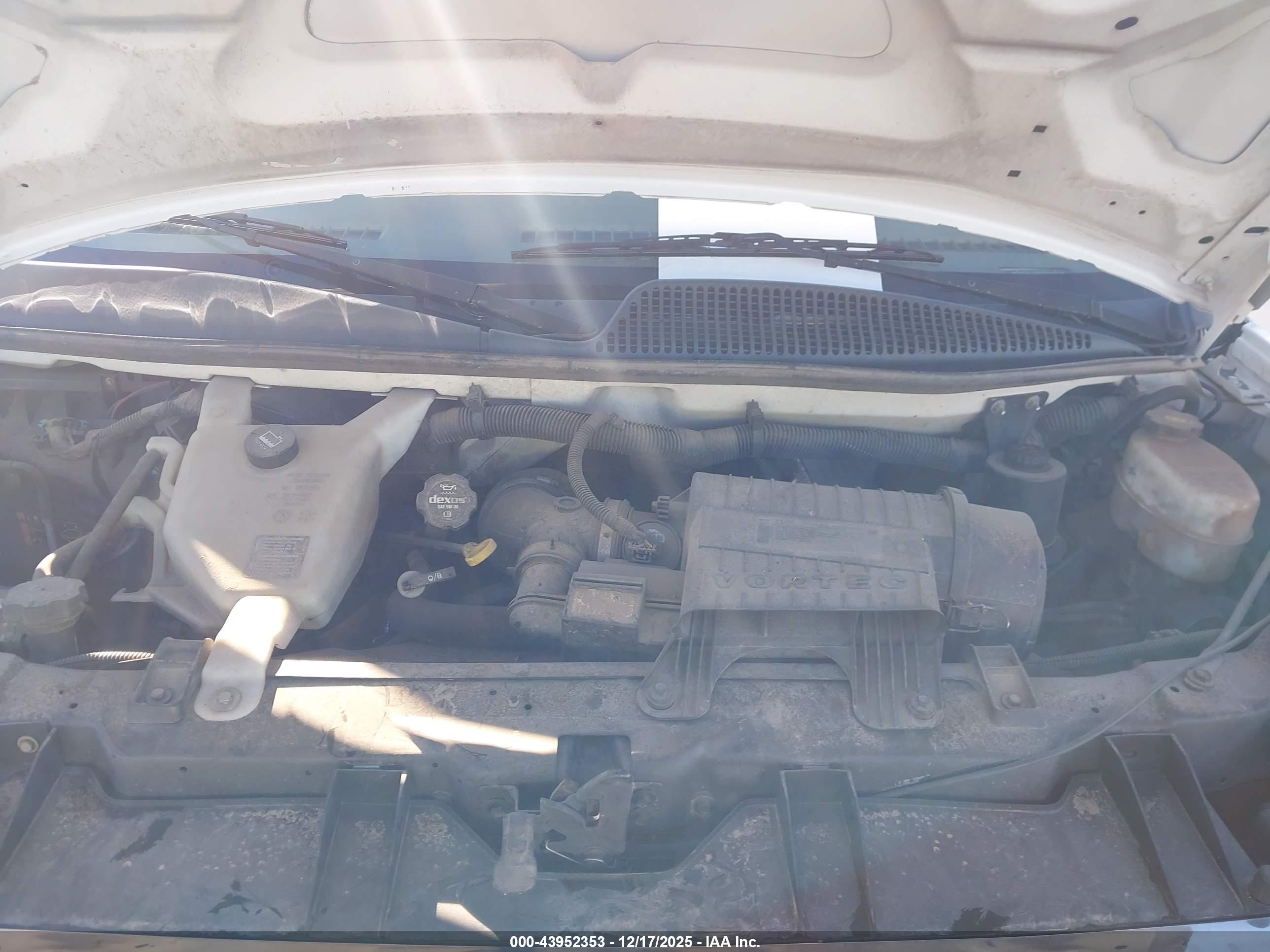 GMC SAVANA image 10