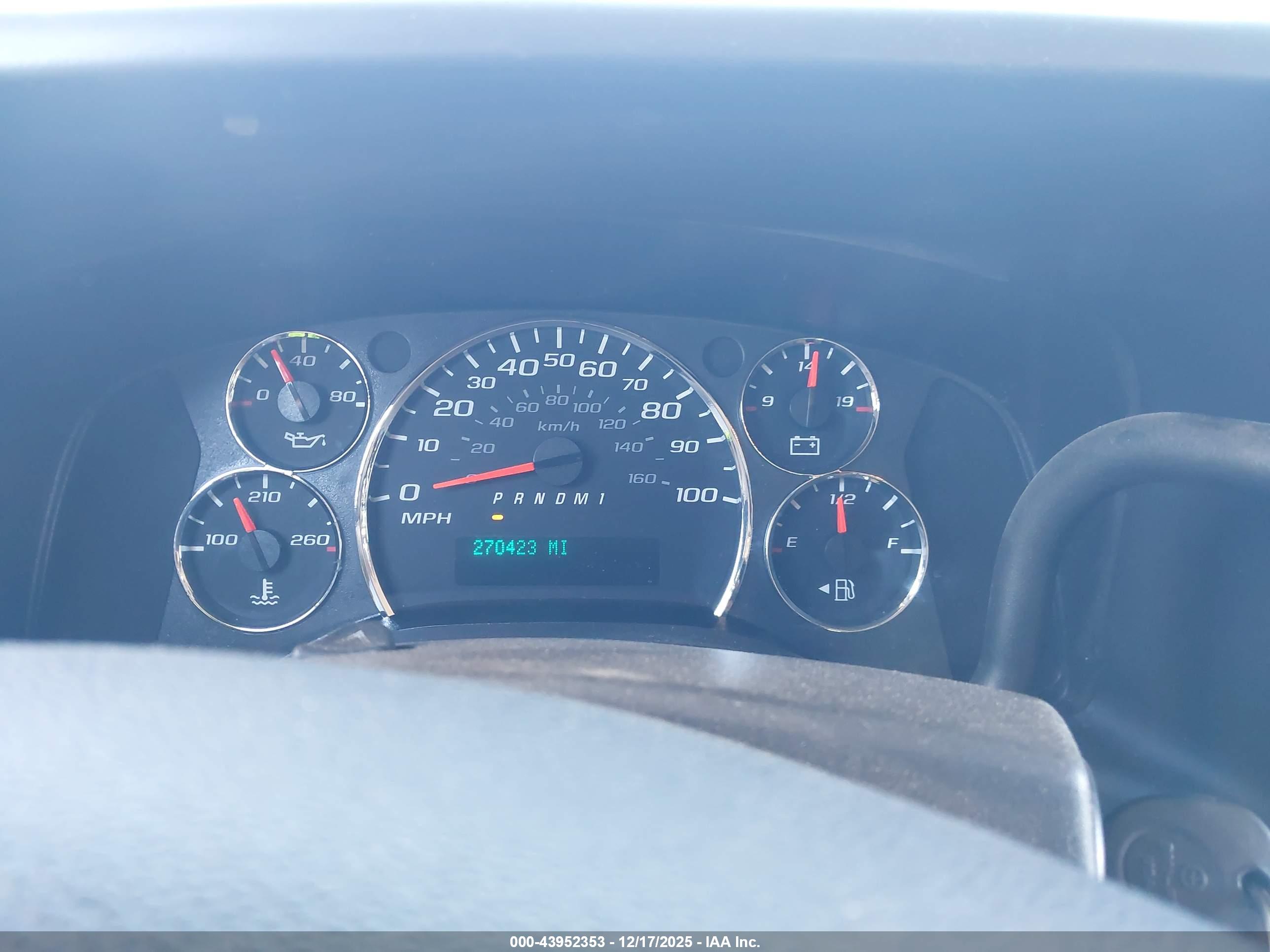 GMC SAVANA image 7