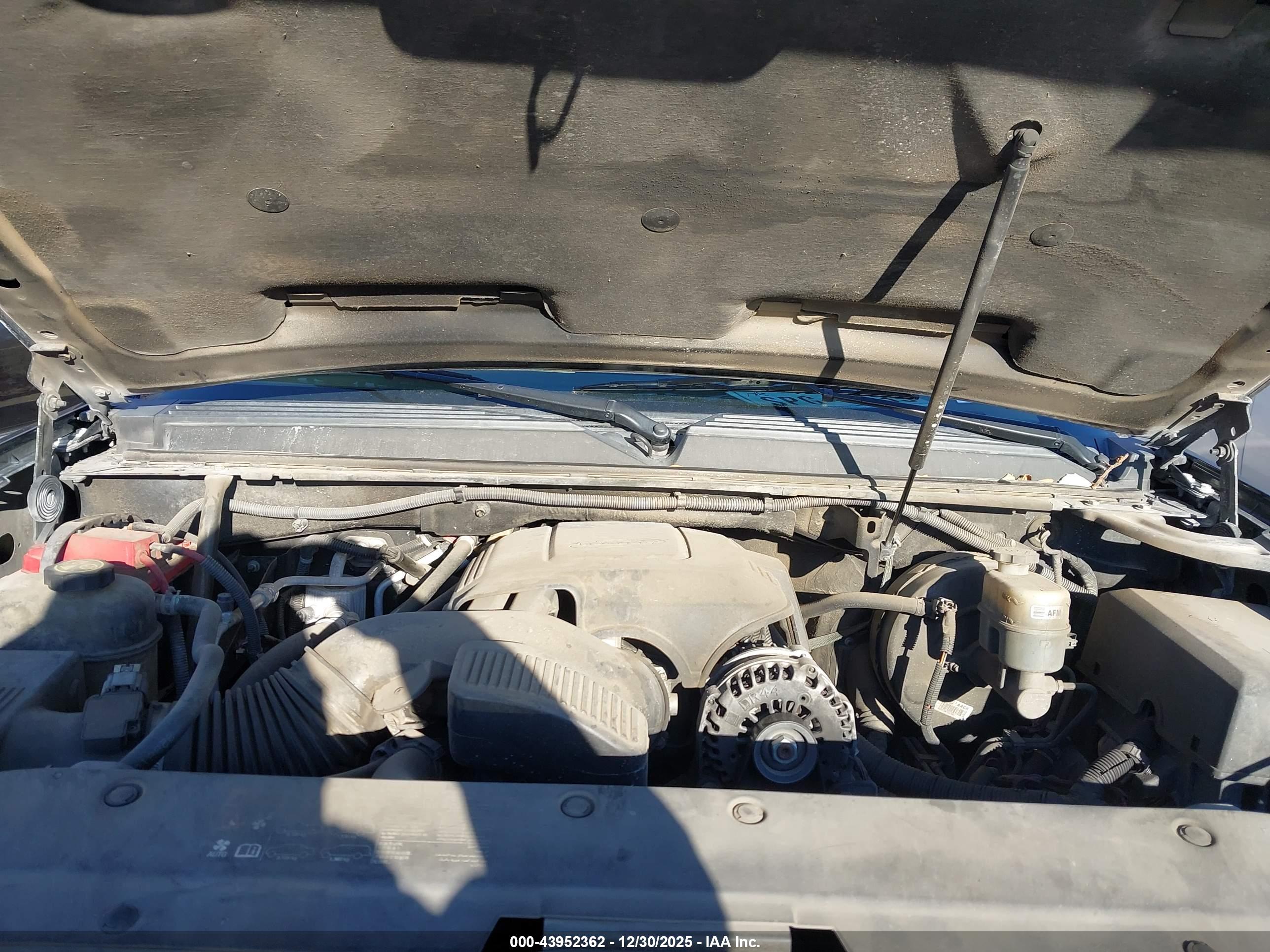 CHEVROLET TAHOE image 10