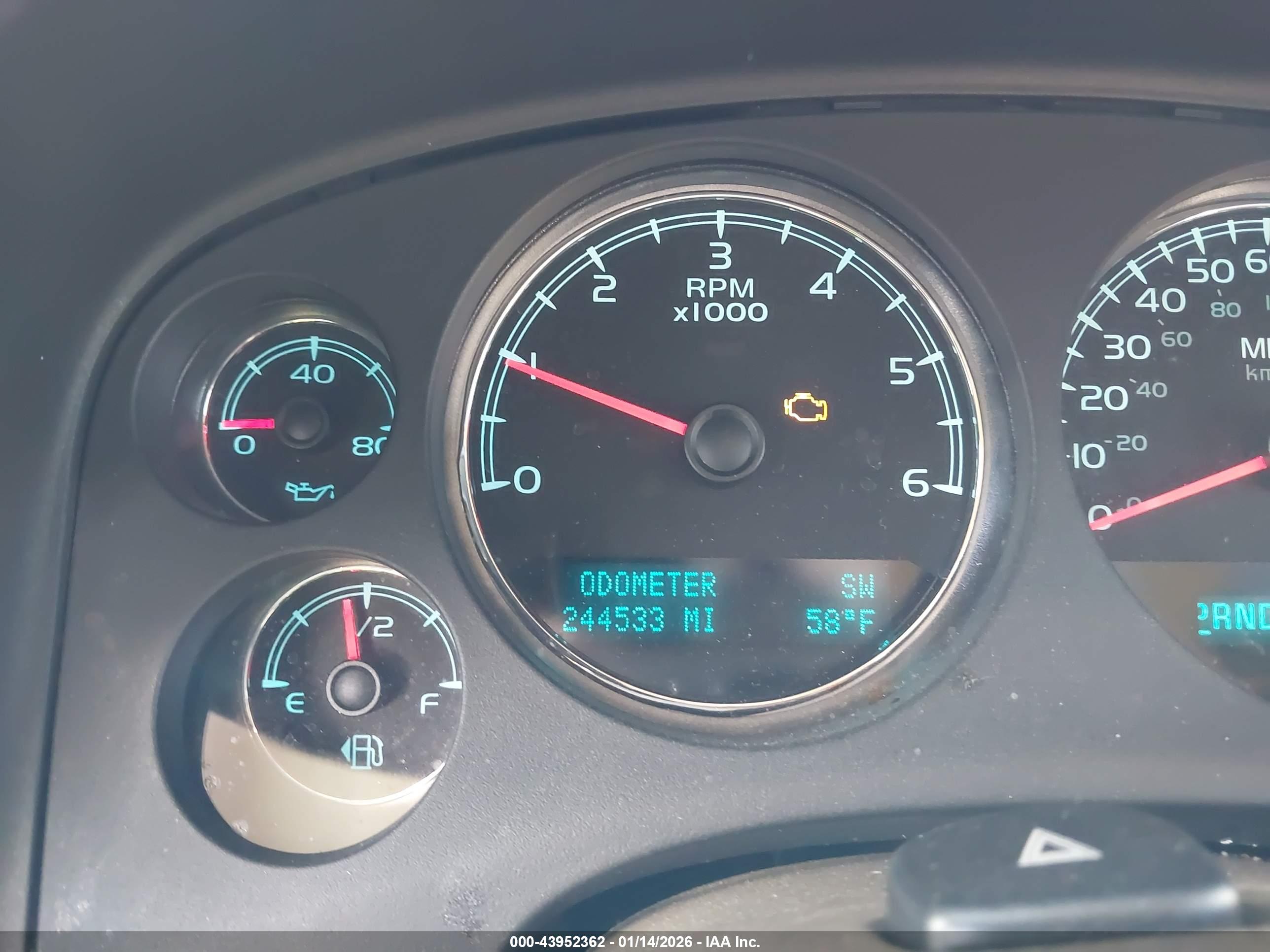 CHEVROLET TAHOE image 7