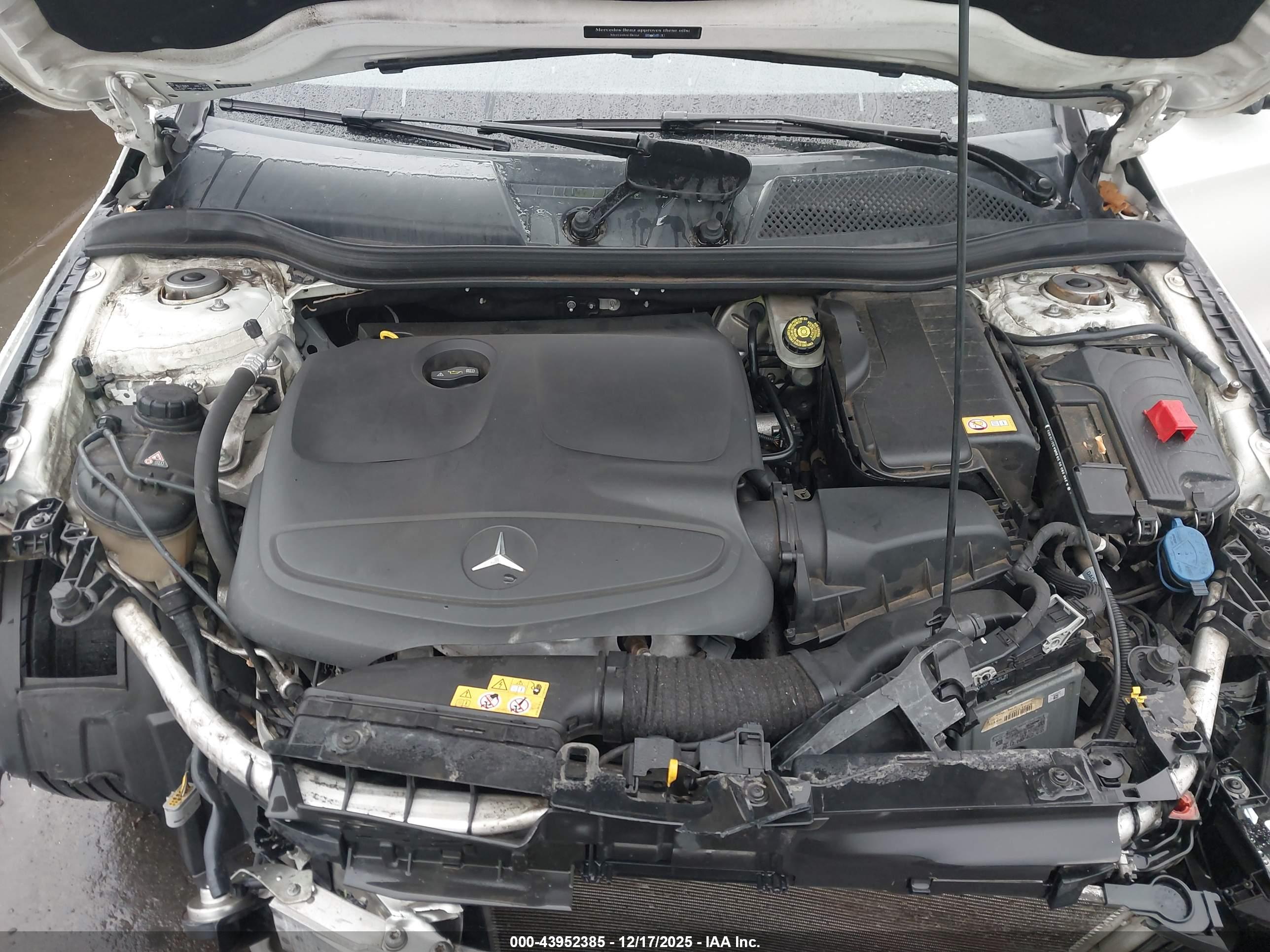 MERCEDES-BENZ CLA image 10