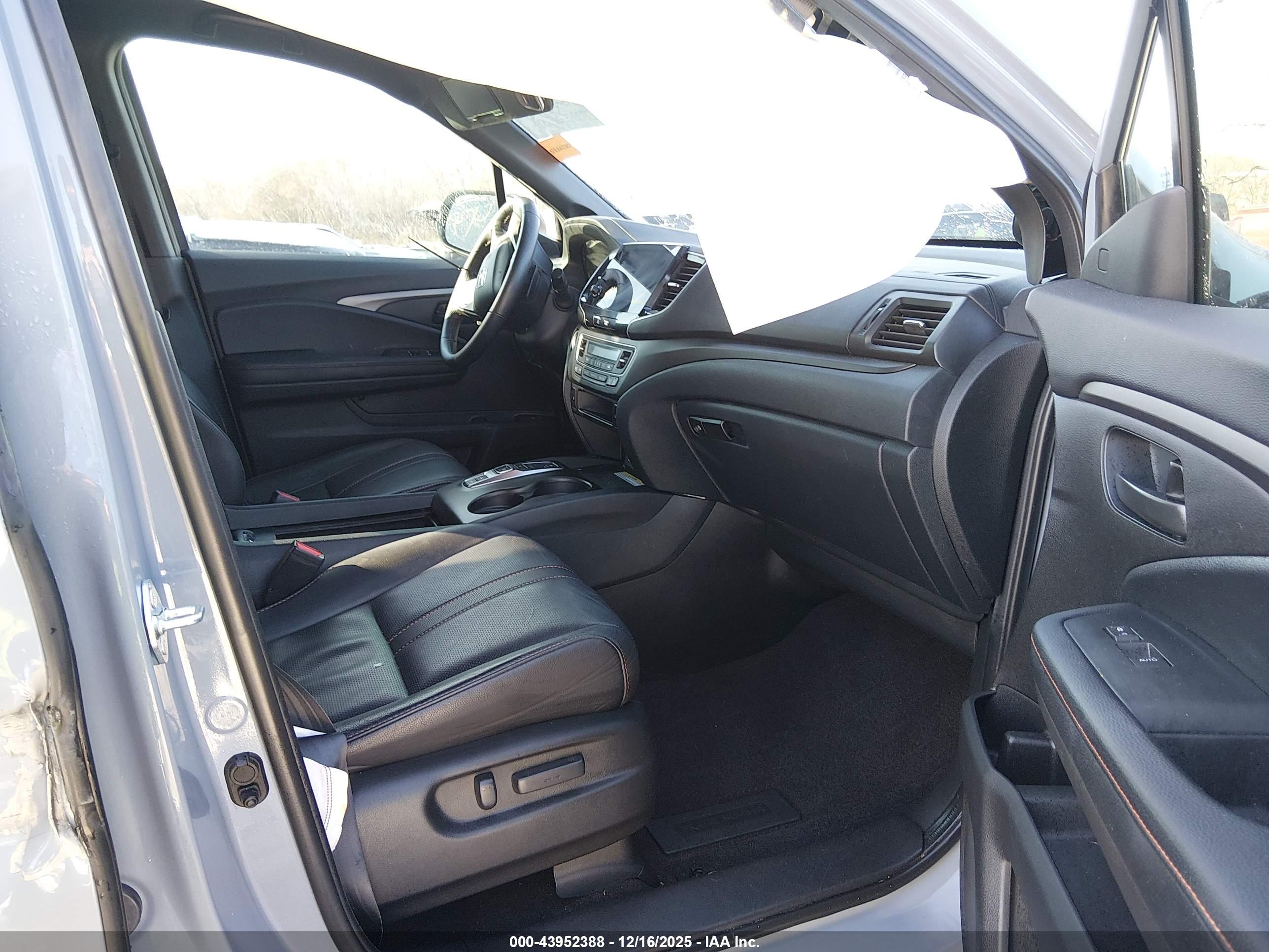 HONDA PILOT image 5