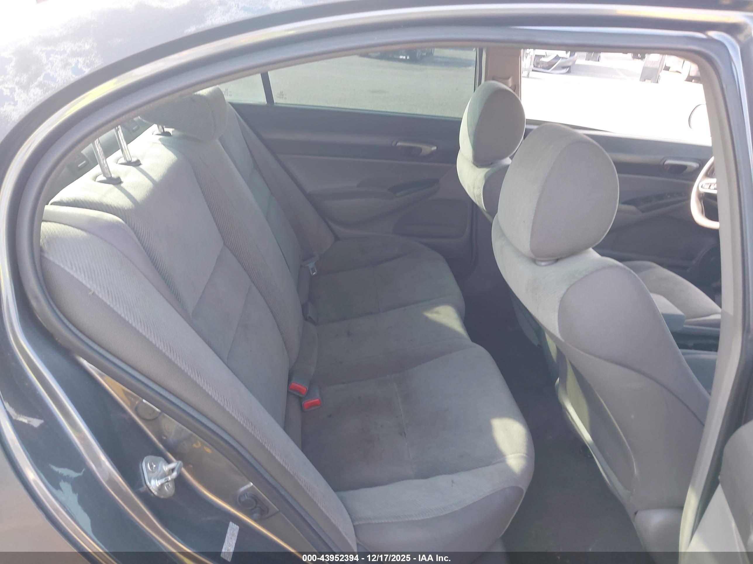 HONDA CIVIC image 8