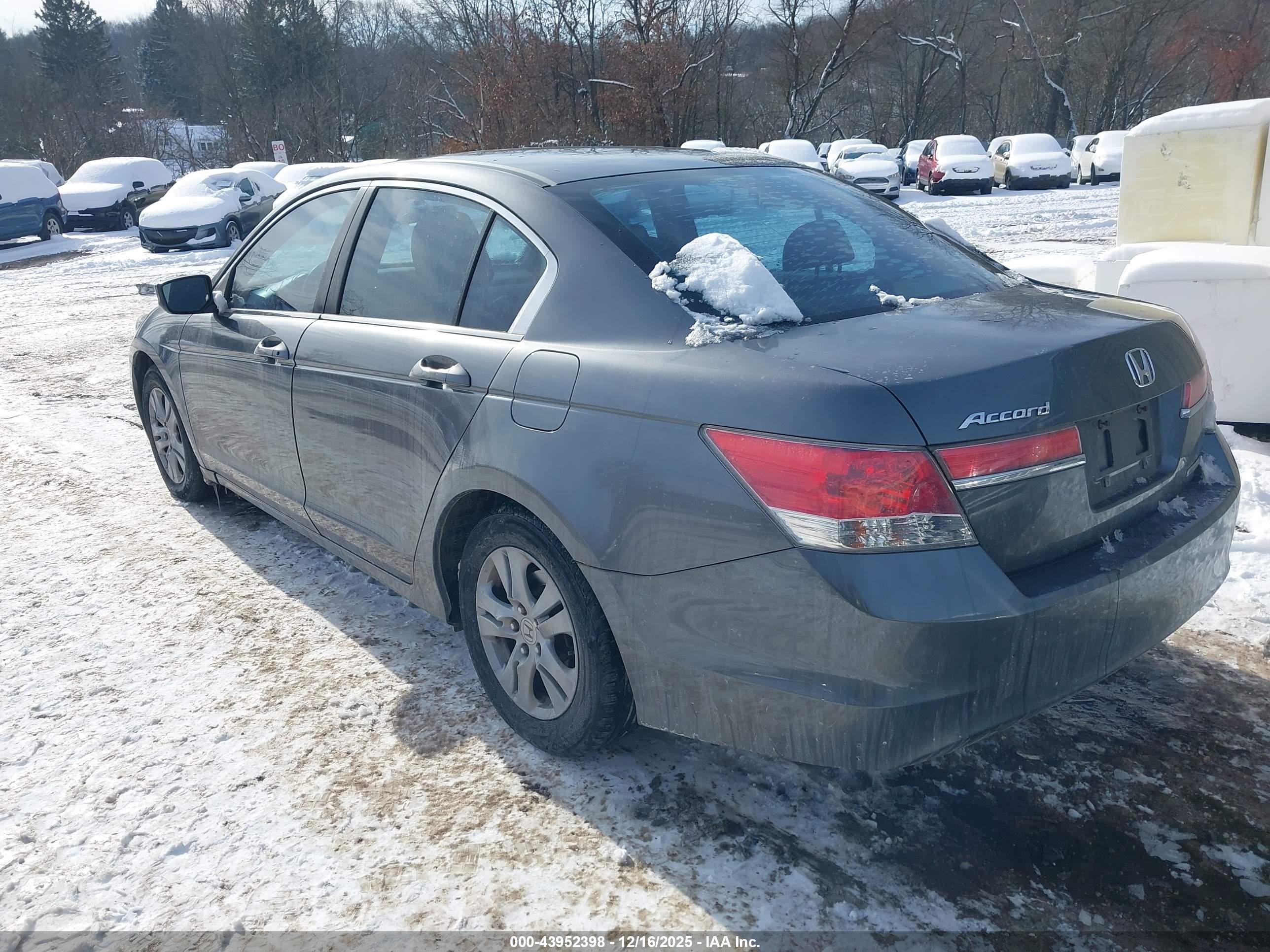 HONDA ACCORD image 3