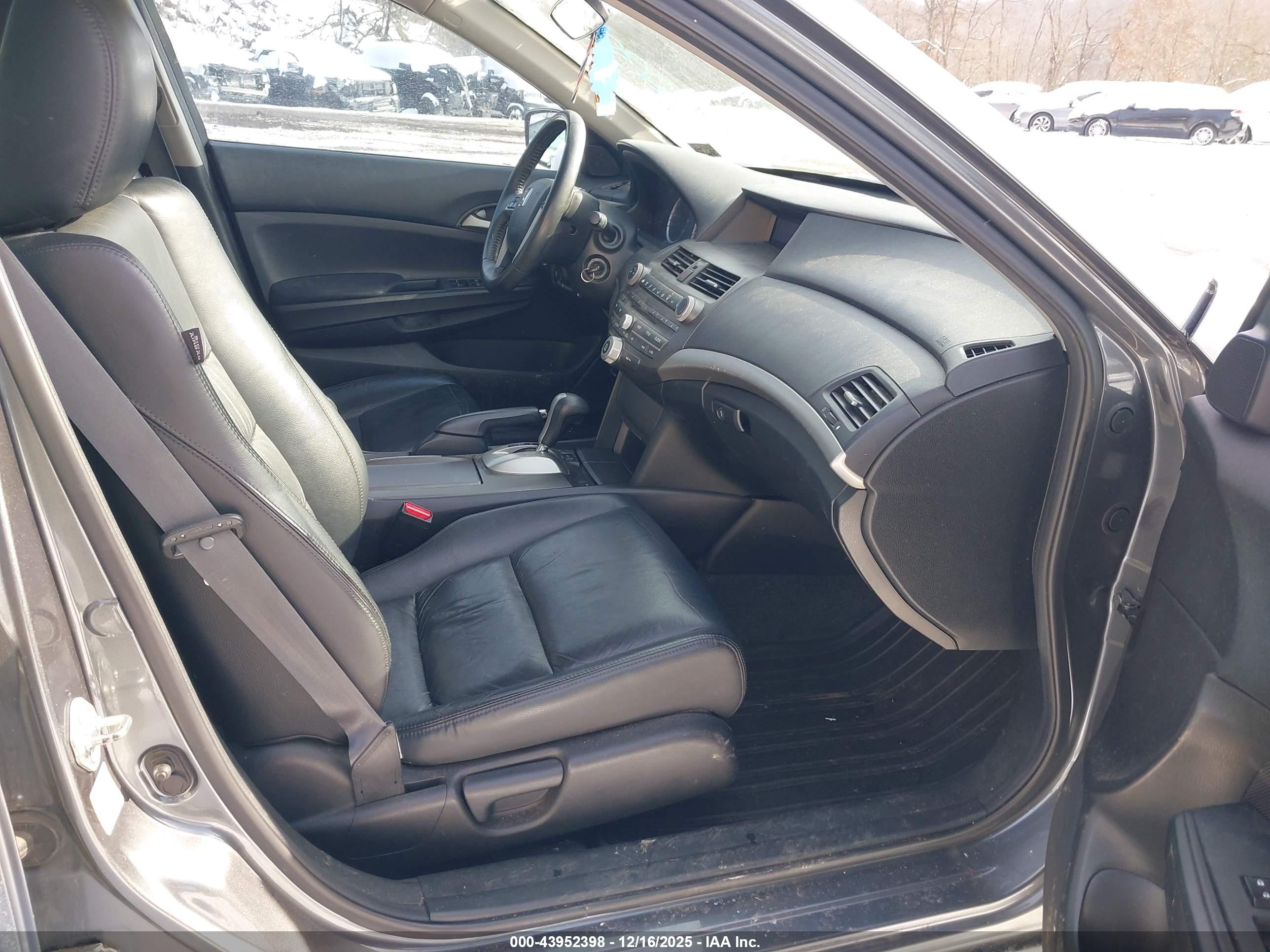 HONDA ACCORD image 5