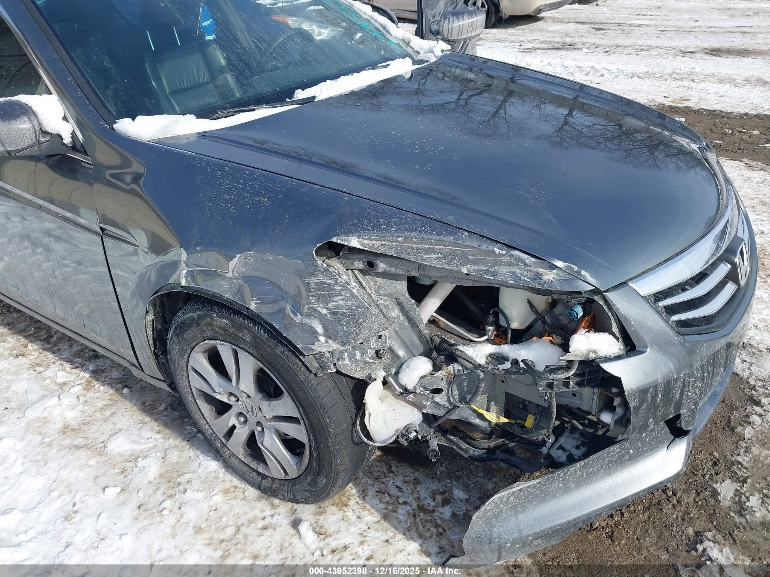 HONDA ACCORD image 6