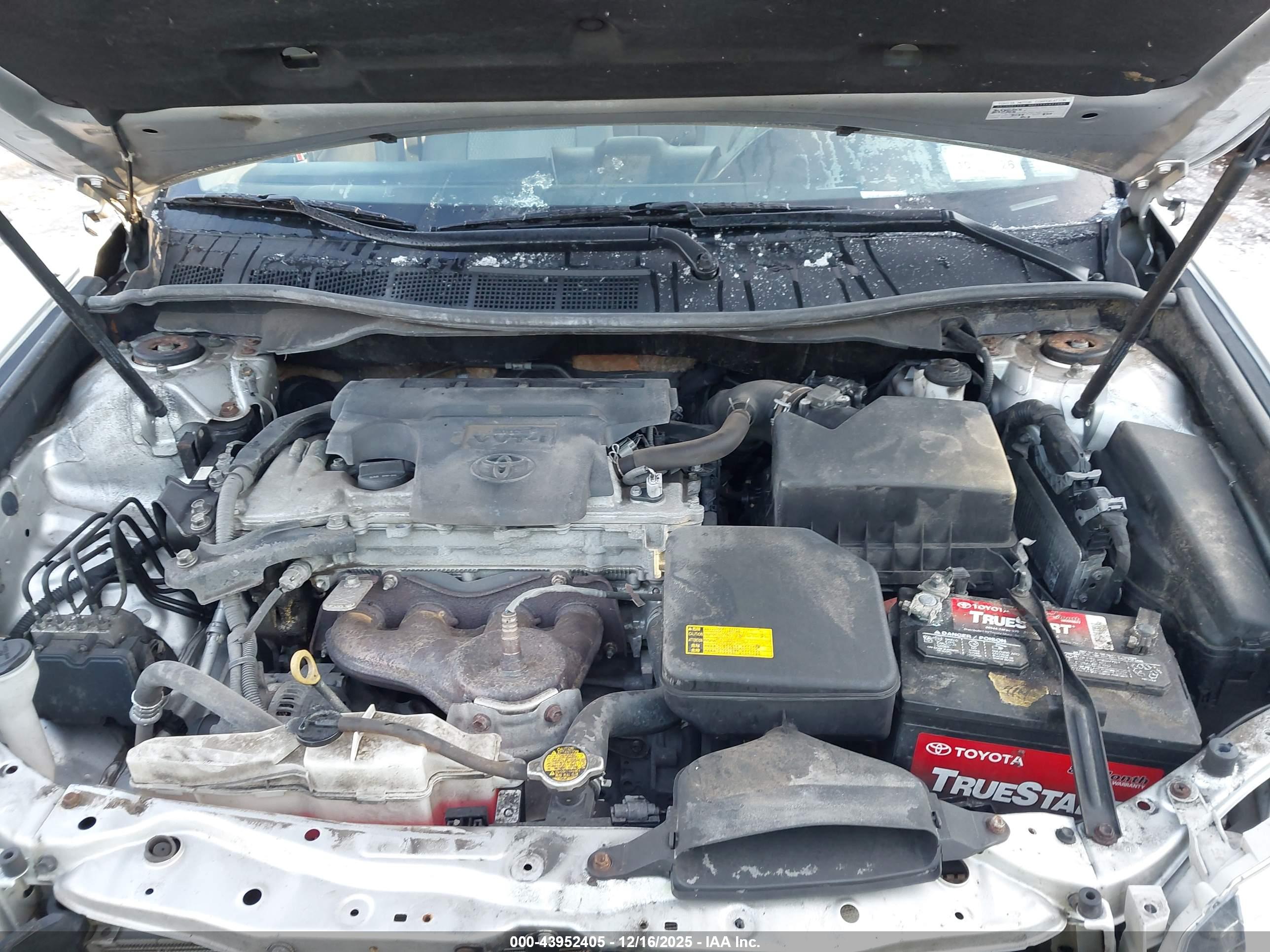 TOYOTA CAMRY image 10