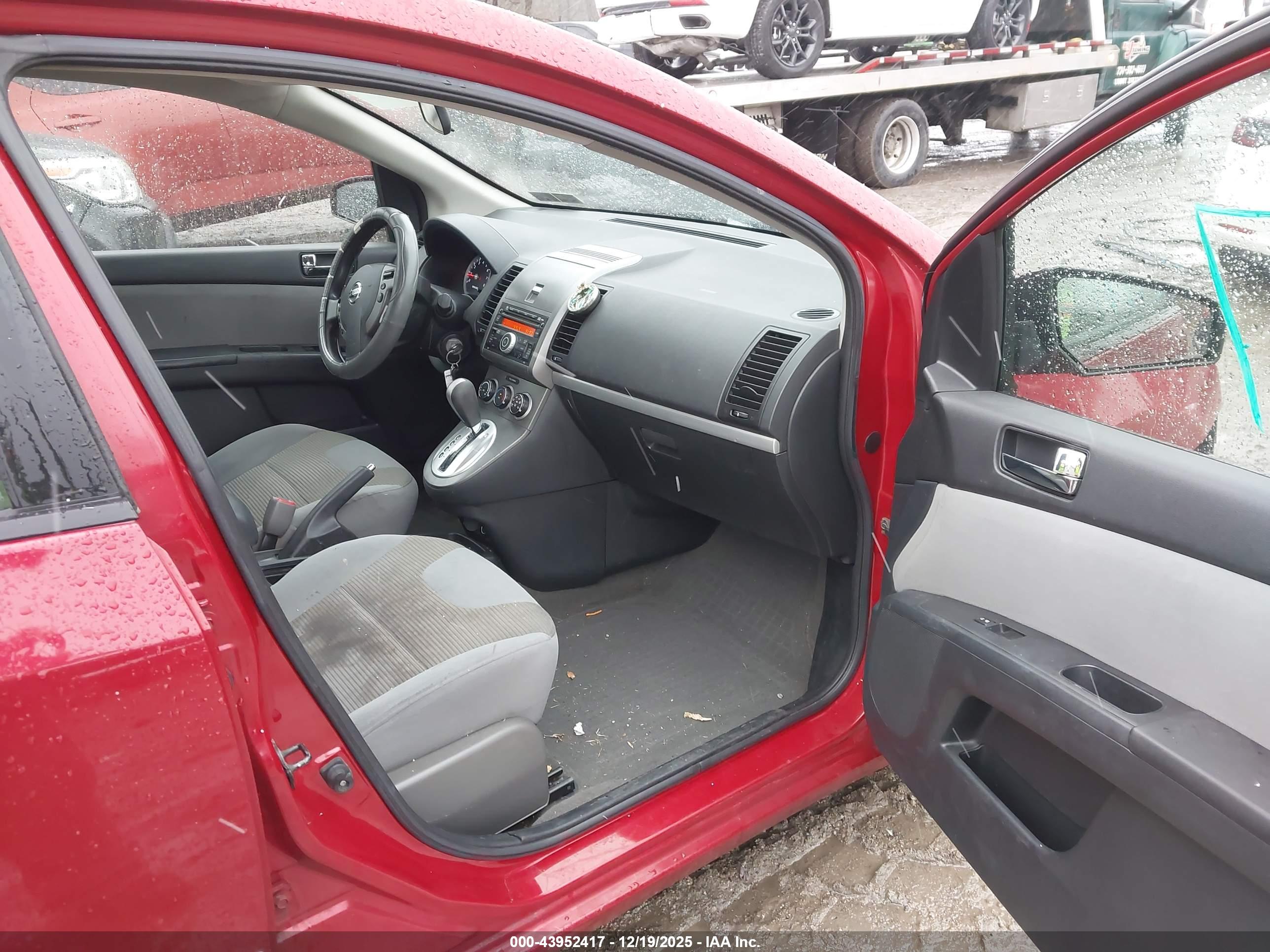 NISSAN SENTRA image 5
