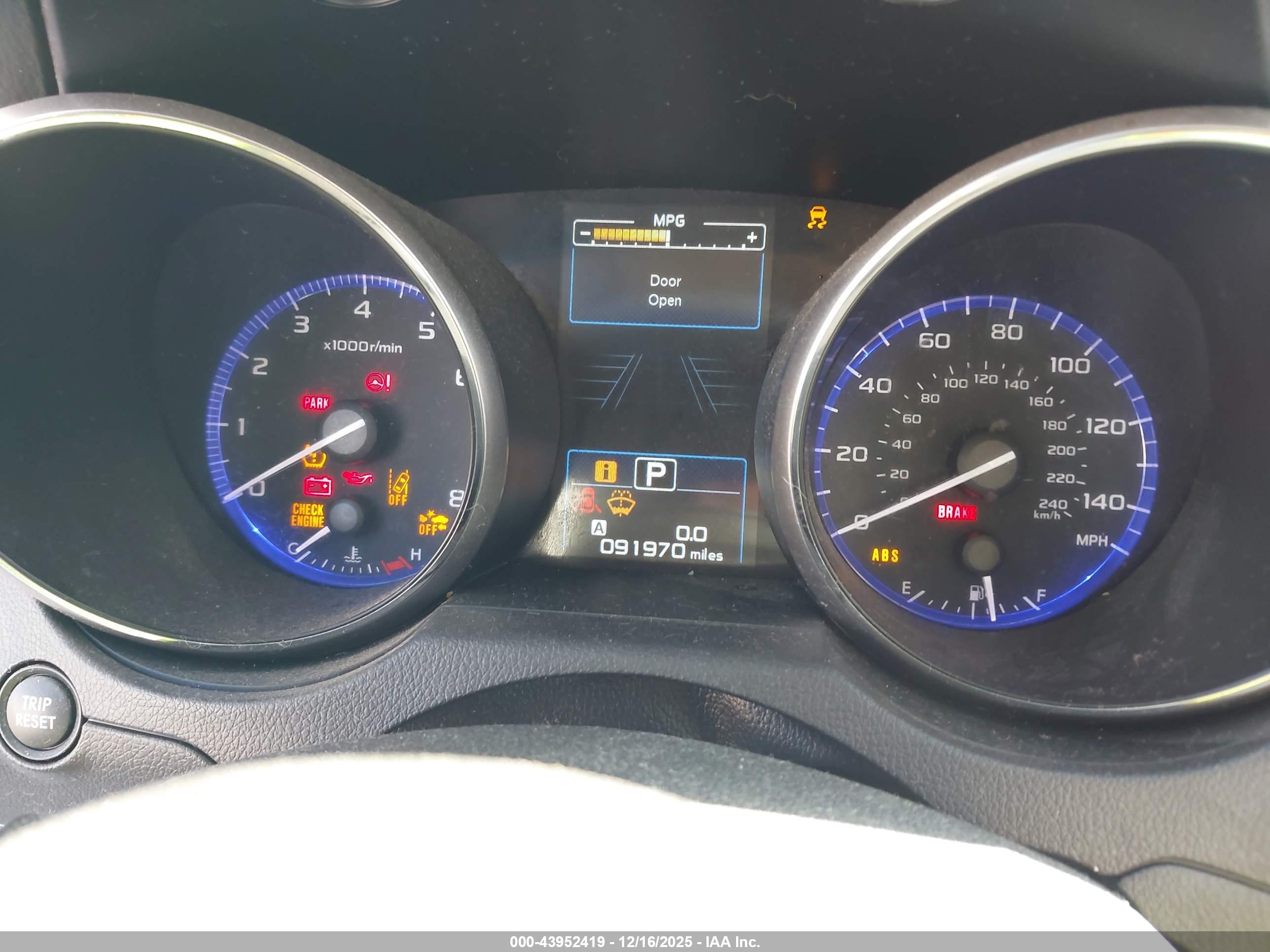 SUBARU OUTBACK image 7