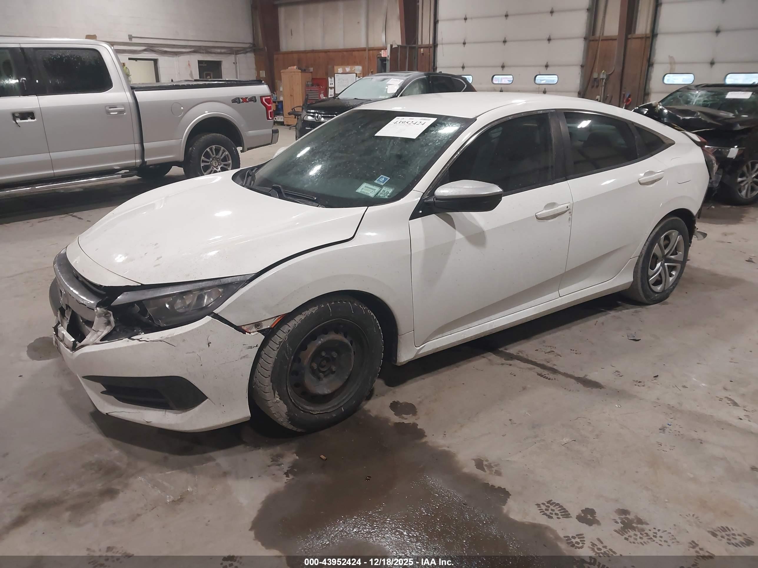 HONDA CIVIC image 2