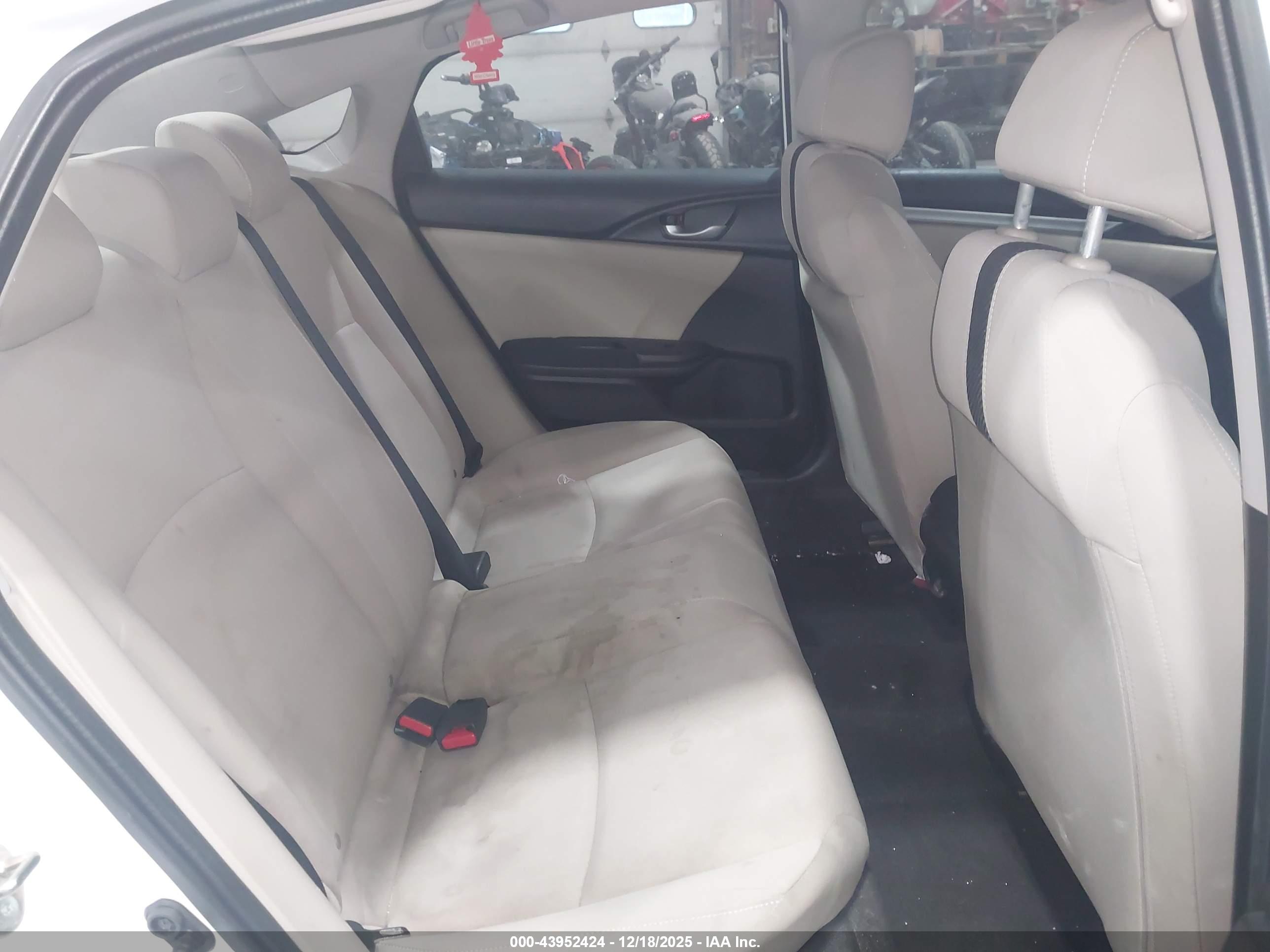 HONDA CIVIC image 8
