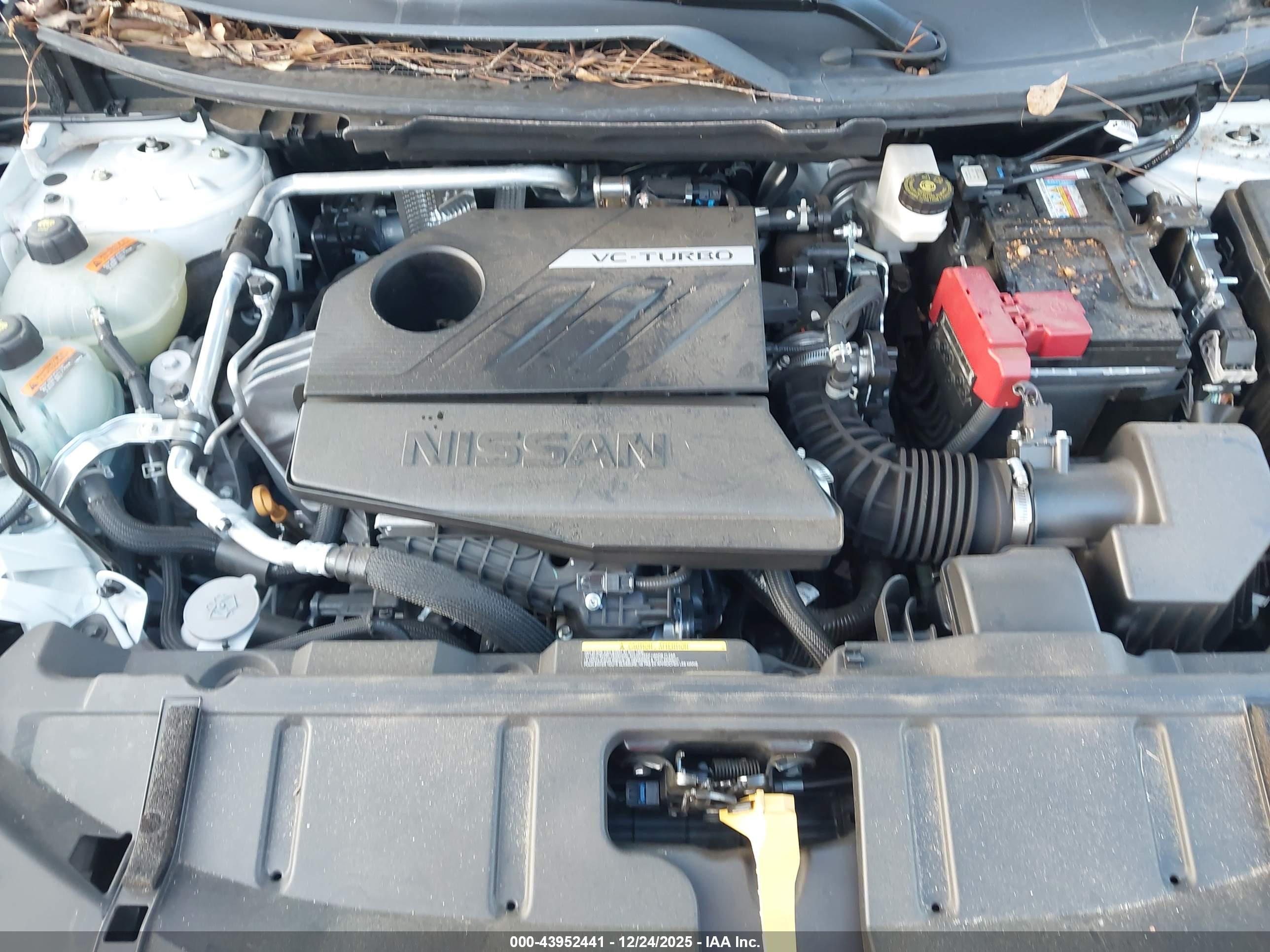 NISSAN ROGUE image 10